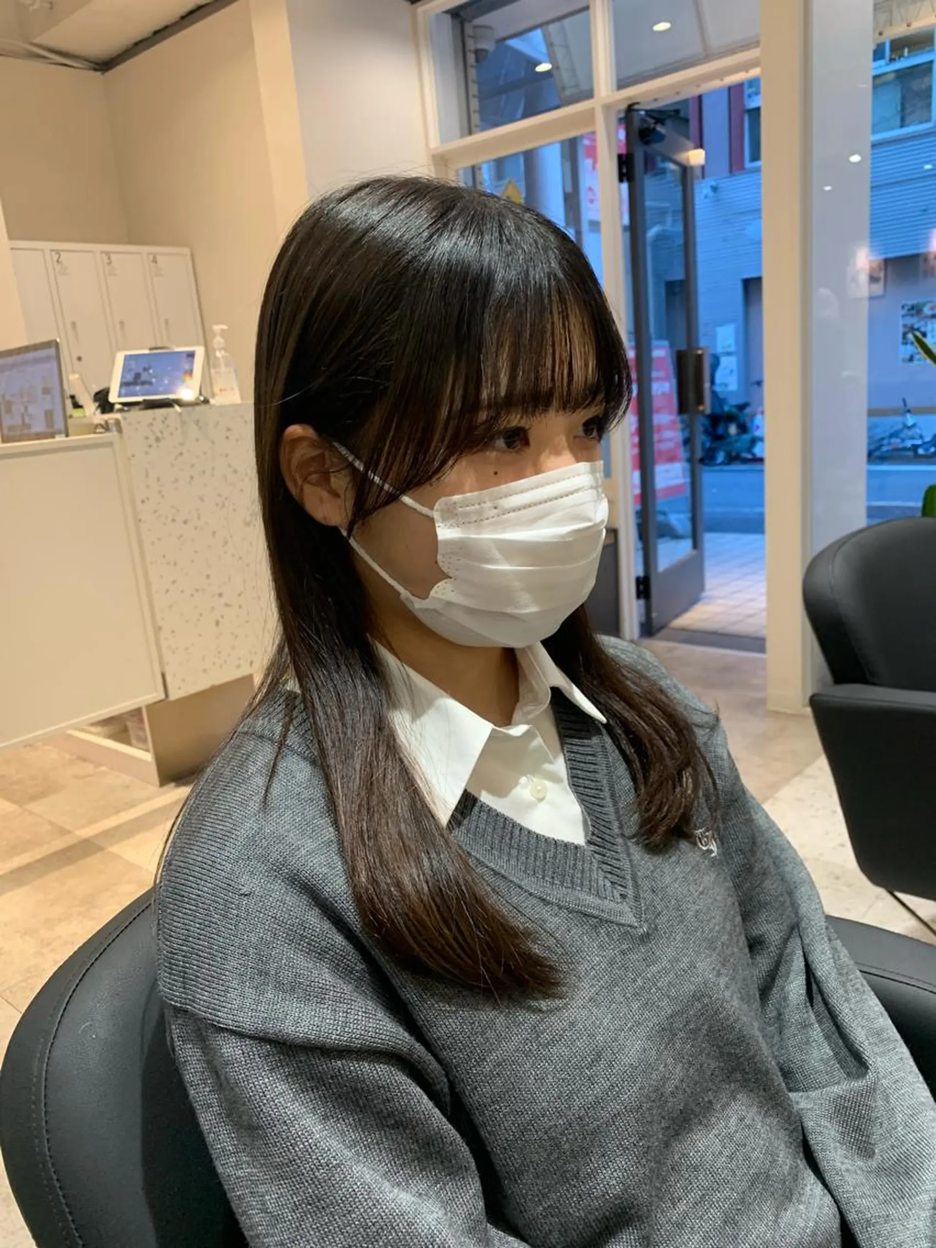 セミロング カット 🥀韓国ヘア🥀 宮津真菜のヘアスタイル