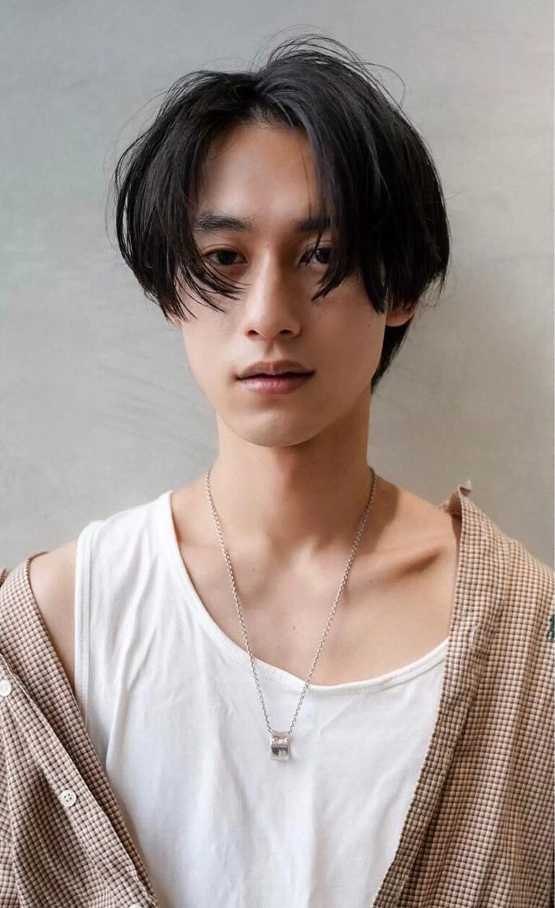 ショート メンズ センターパート メンズデザインカット デザインカット カット SALOWIN所属・MA Iのヘアスタイル
