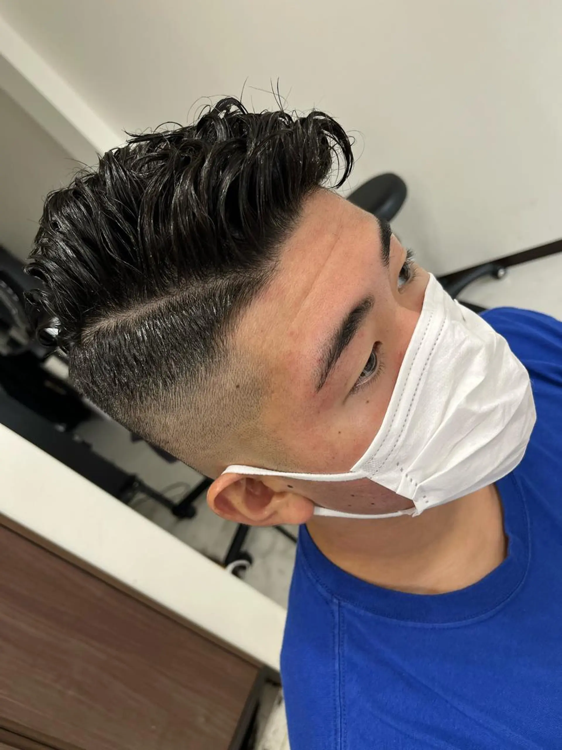 ショート メンズ メンズパーマ 外国人風カラー 峯 渉人のヘアスタイル