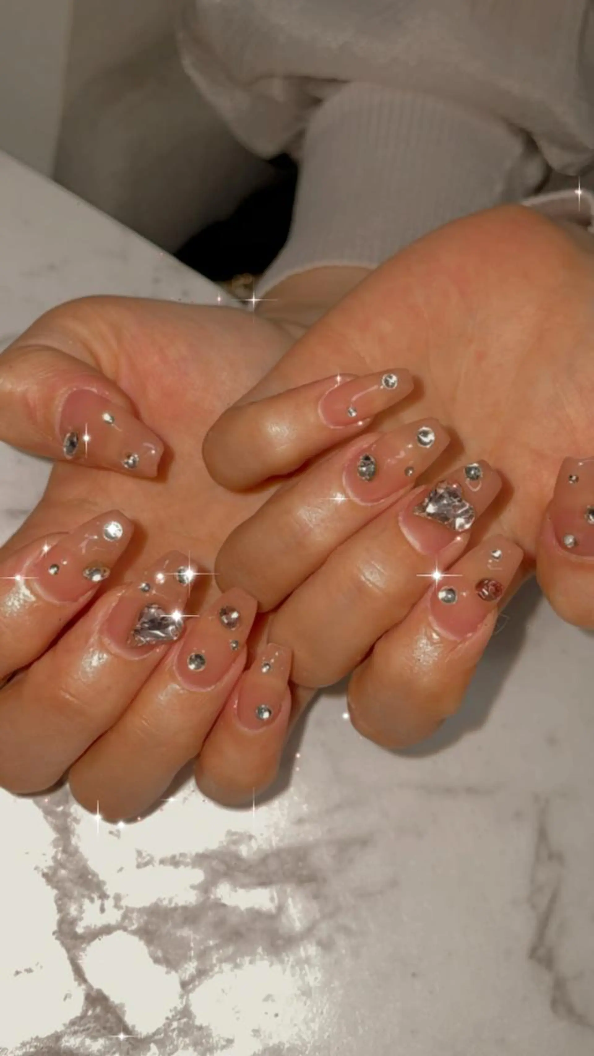 ネイル Beauty Salon amour所属・Seven's / NANAのネイルデザイン