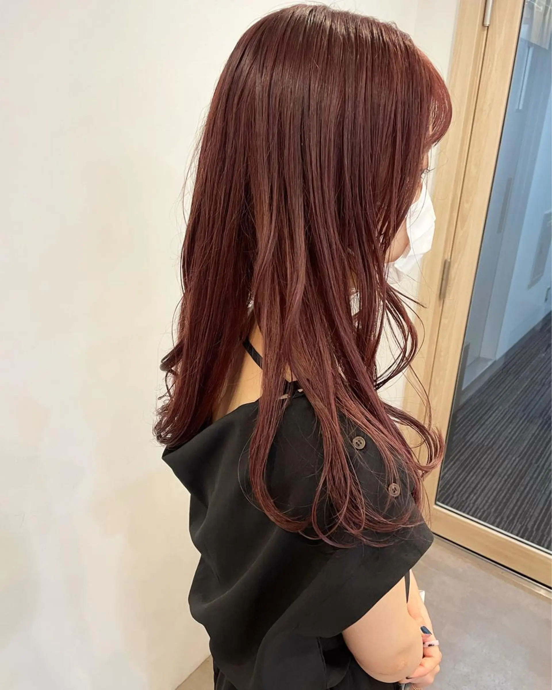 ロング カラー 佐藤 永夏のヘアスタイル