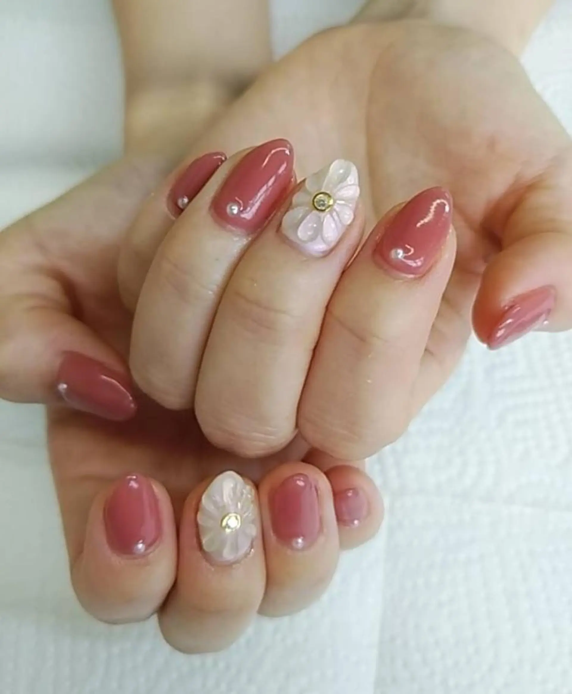 ネイル フラワーネイル ピンク ハンドネイル ハンドケア プライベートサロン RosyLily所属・プライベートサロン Rosy Lilyのネイルデザイン