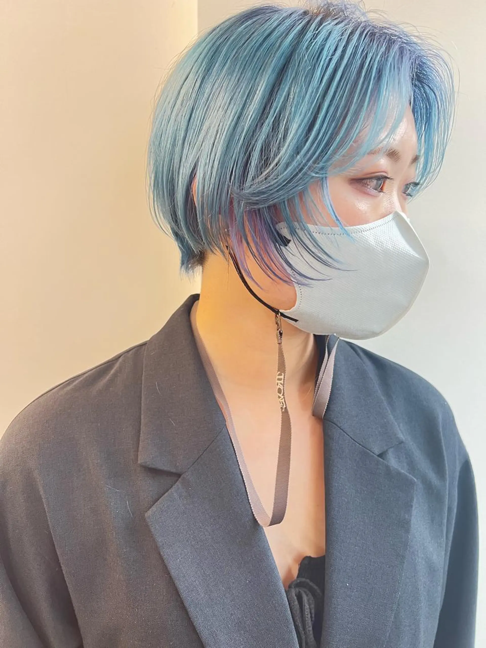 ショート カラー ウルフカット レイヤーカット/ 火ノ見🪡のヘアスタイル