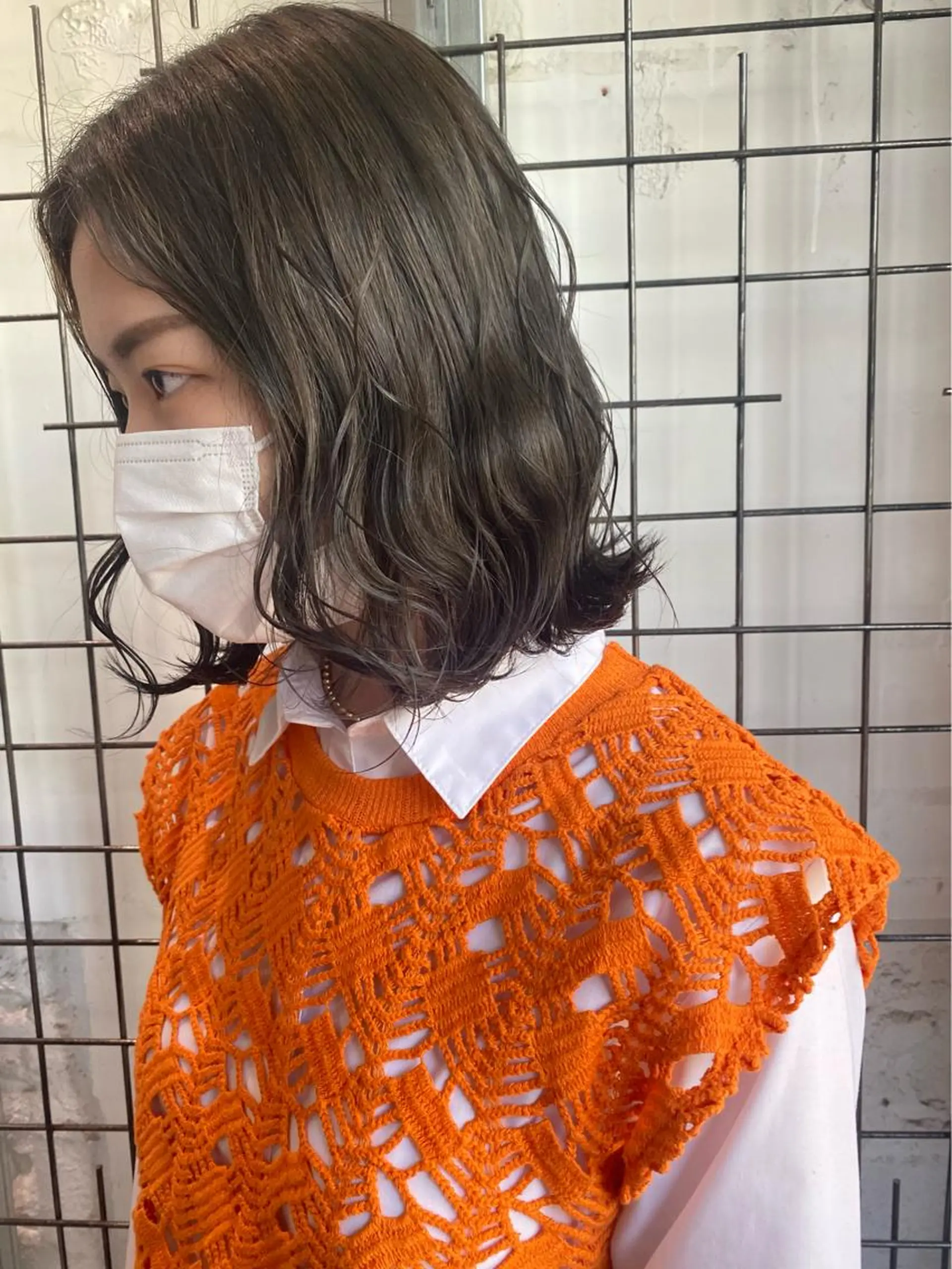 カラー オリーブグレー ヘアカラー AYANE 韓国ヘア /レイヤーカットのヘアスタイル