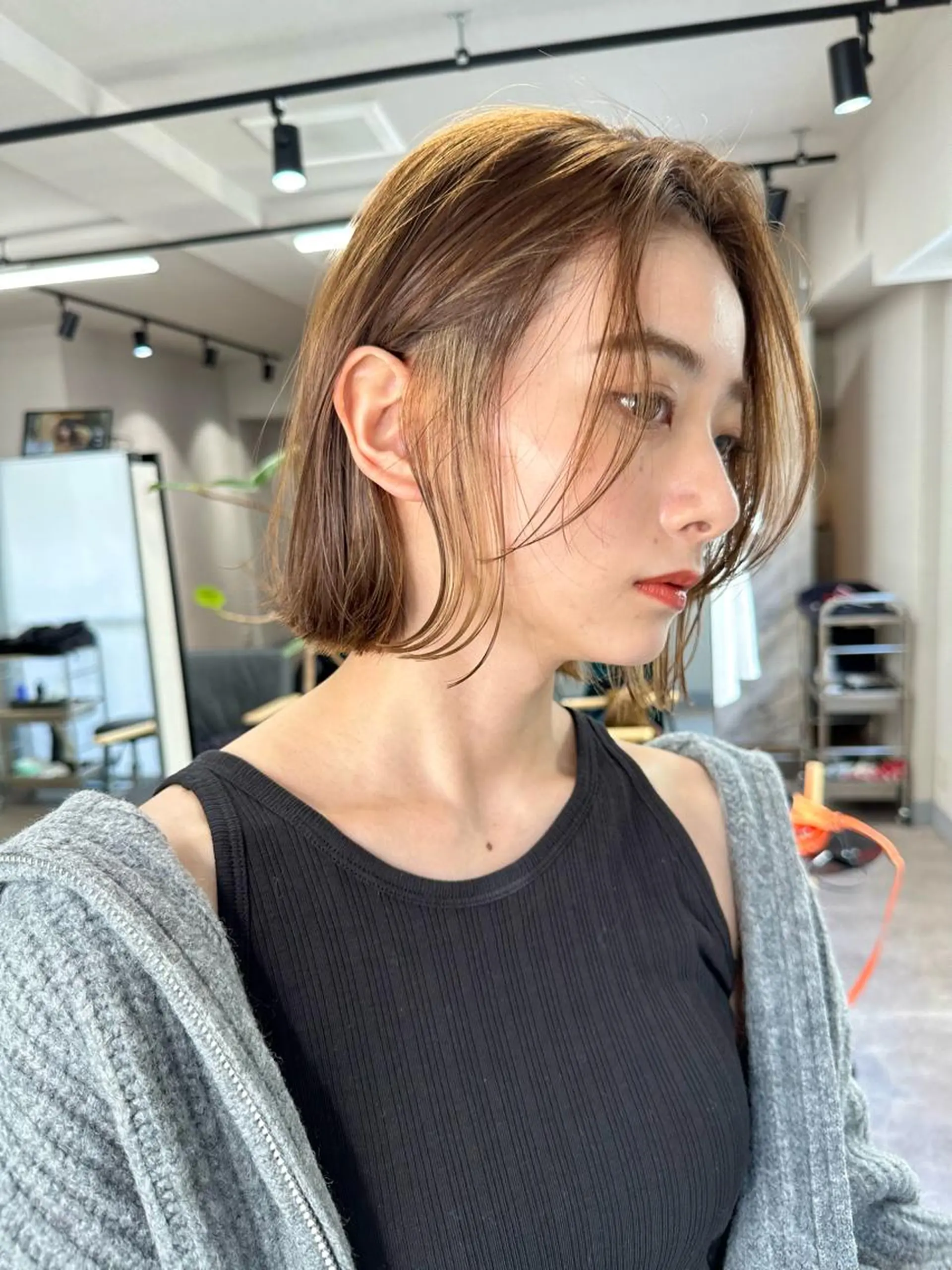 ショート カラー アッシュ ベージュカラー ボブ ELTE表参道所属・✨上品レディーなヘア スタイルへ✨髙木諒也のヘアスタイル