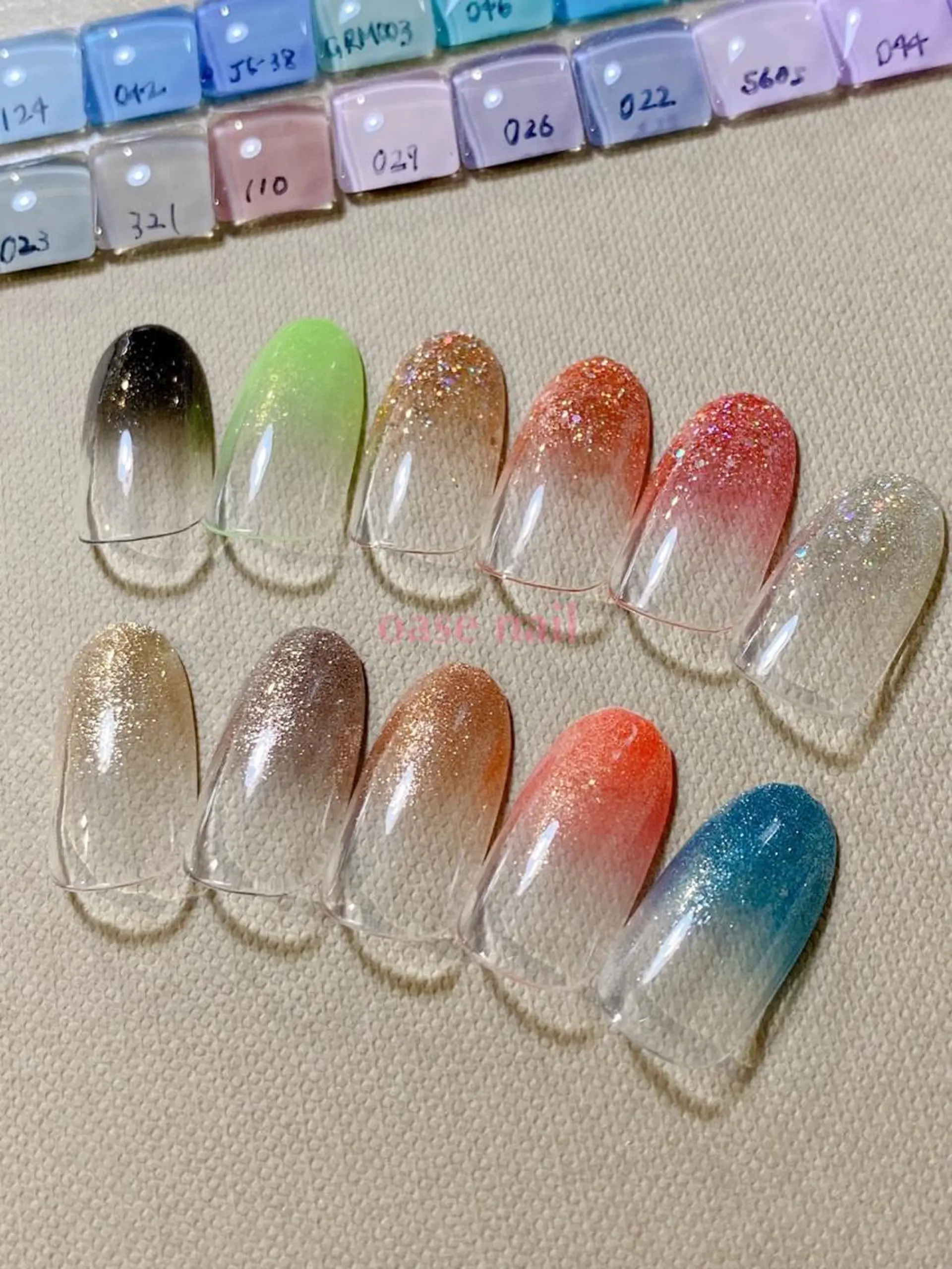 ネイル グラデーション ラメ(グリッター) ラメグラデーション Daria. nailのマツエク・マツパデザイン