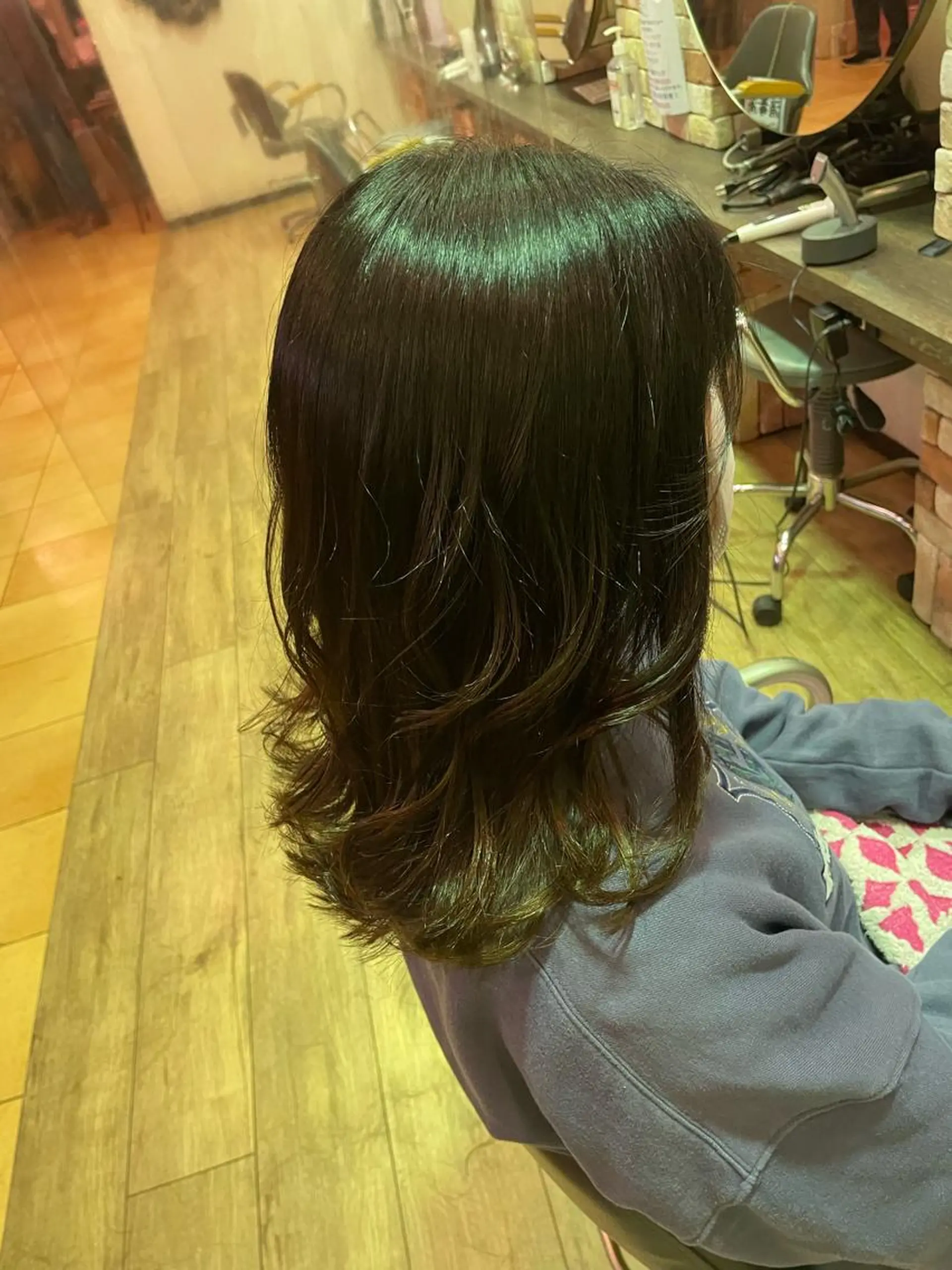 セミロング hair  make echo所属・hair make echo滿木あい花のヘアスタイル