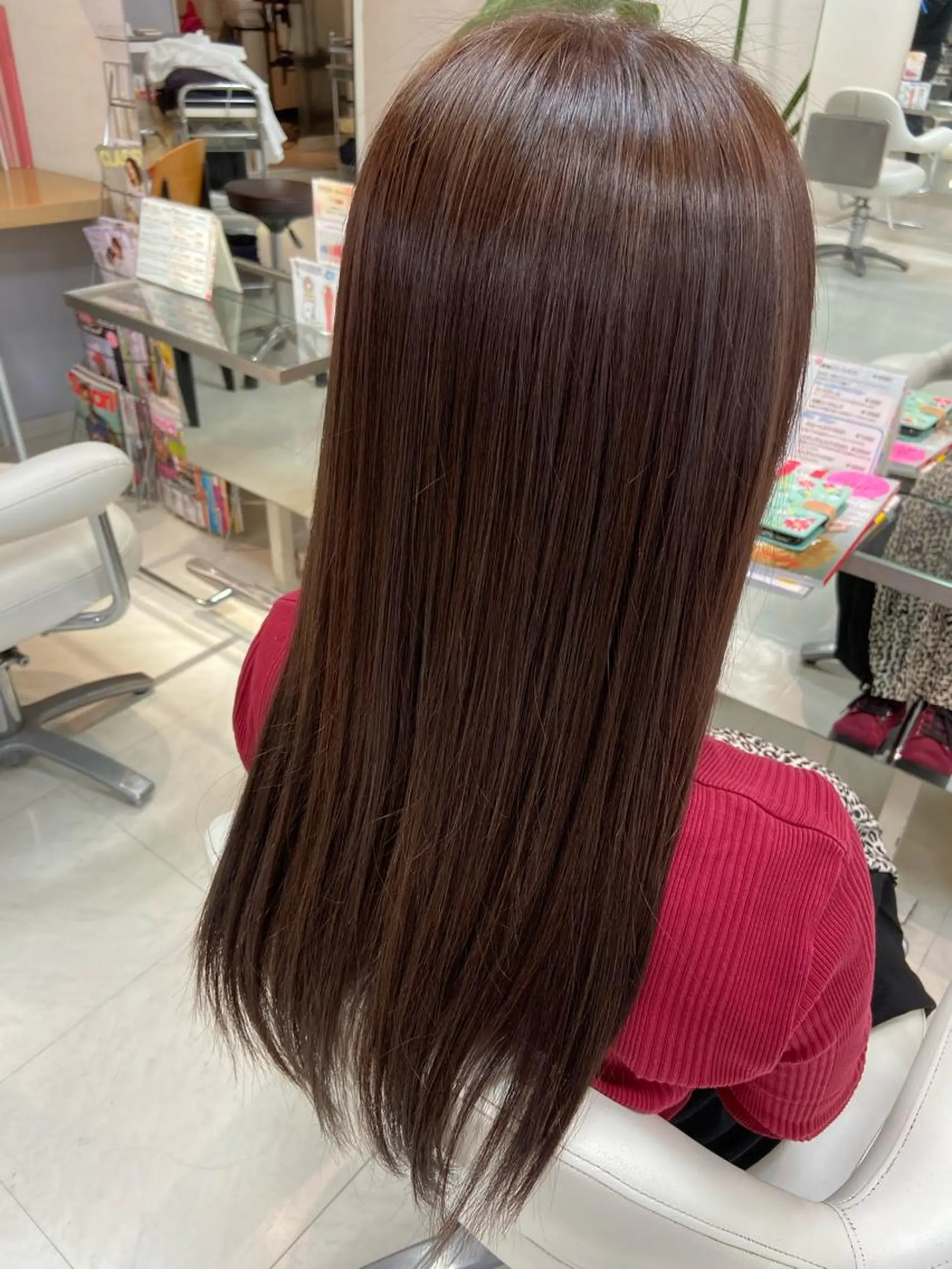 ロング カラー ブリーチ ハイライトカラー ハイライト カット ヘアカラー トリートメント 菊地 美憂のヘアスタイル