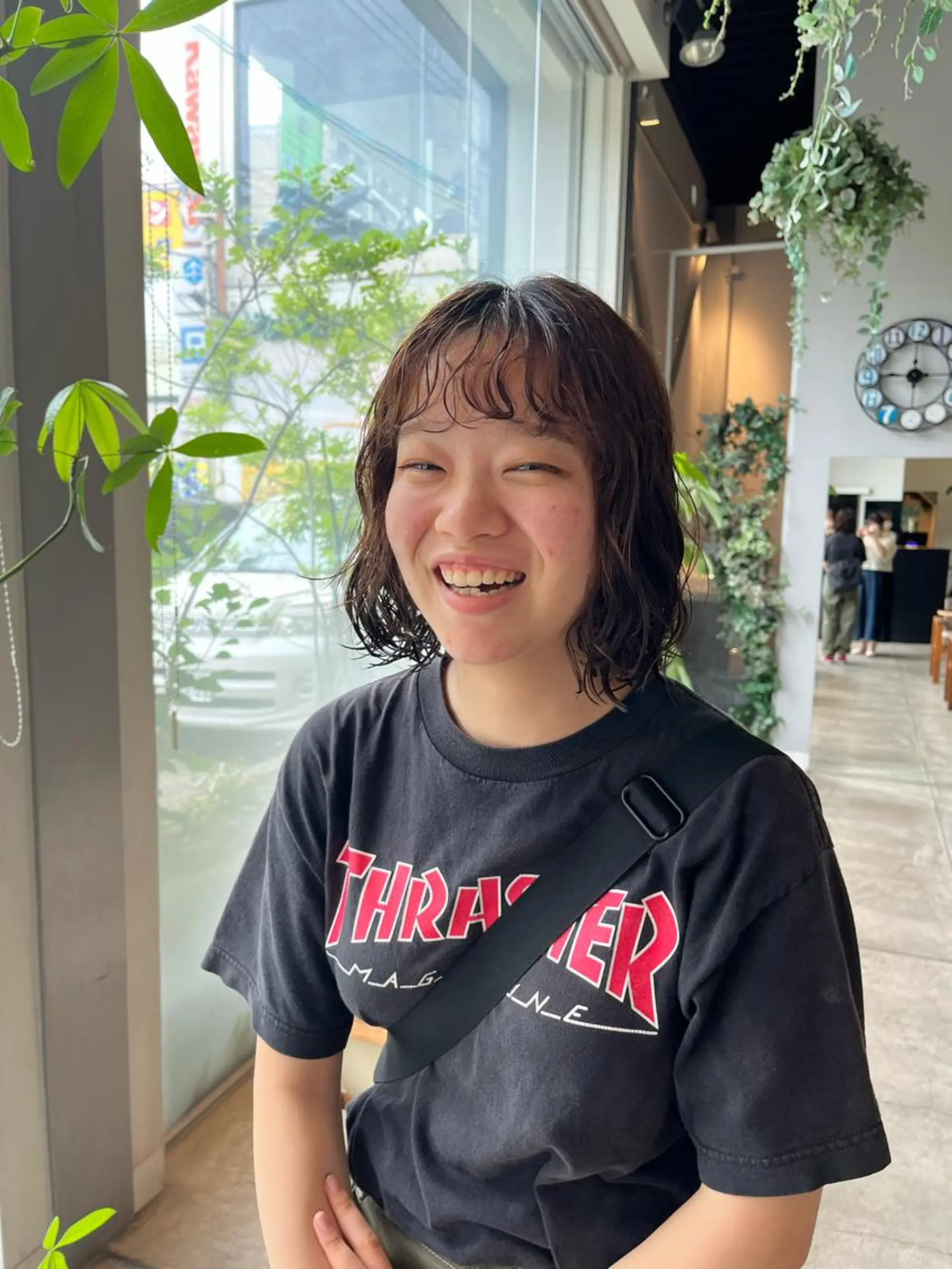 ミディアム 西崎 満里奈のヘアスタイル