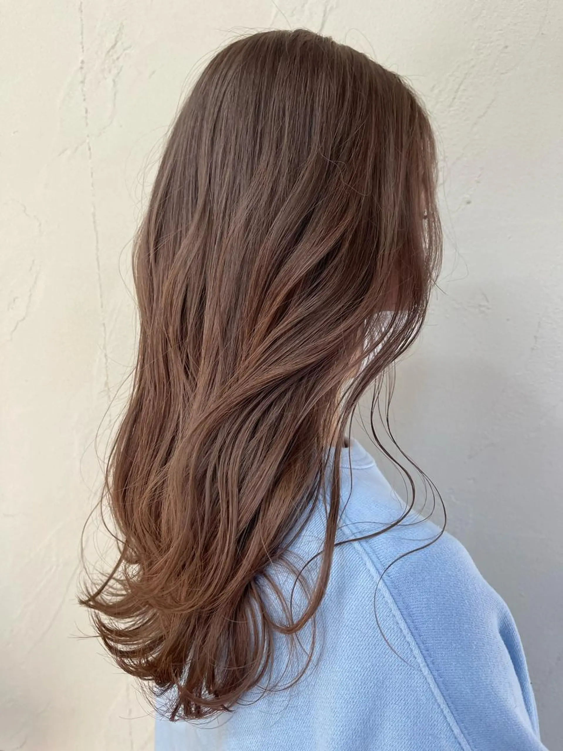 ロング 関根 沙季のヘアスタイル