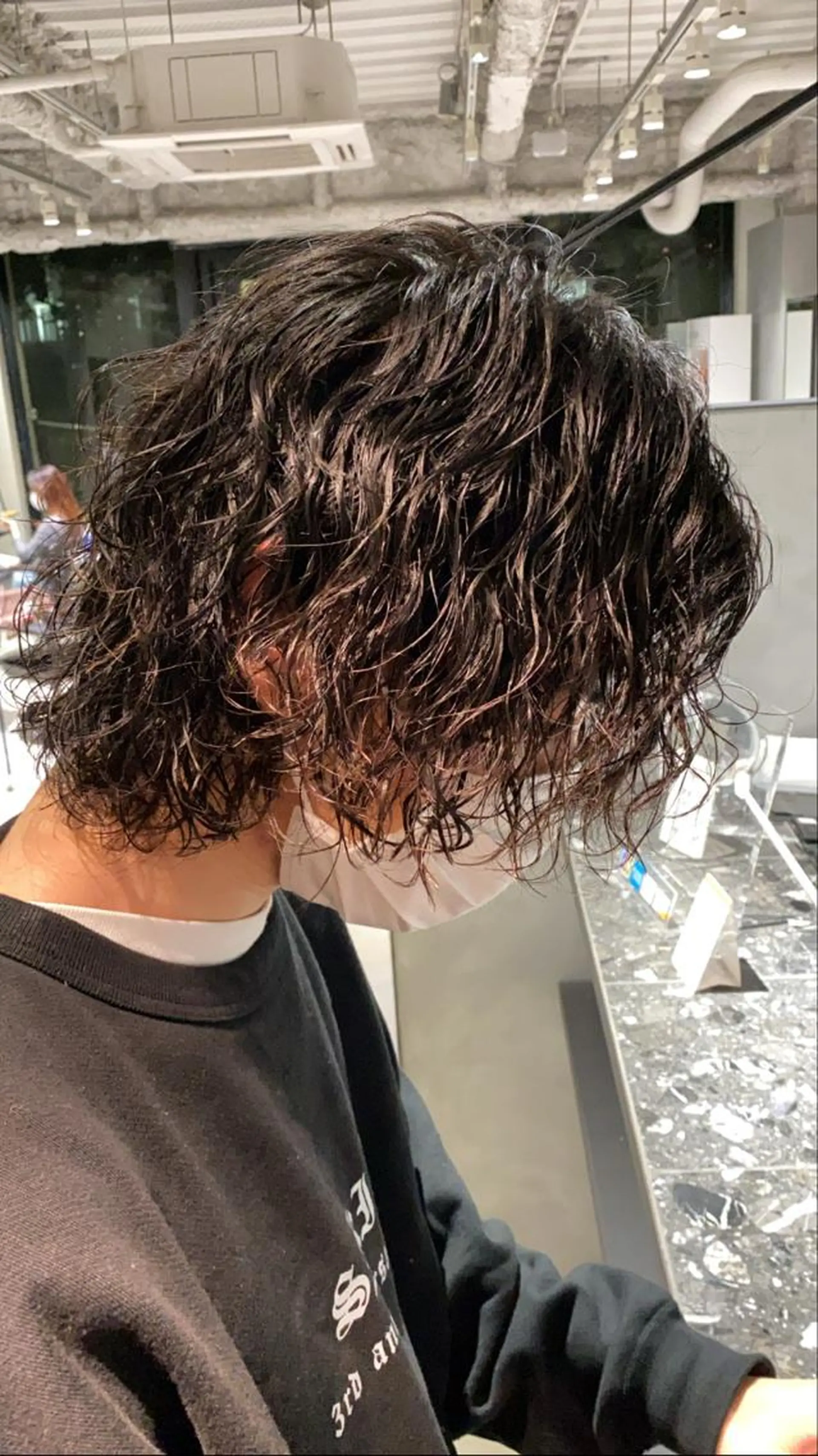 ミディアム パーマ 村里 大輔のヘアスタイル