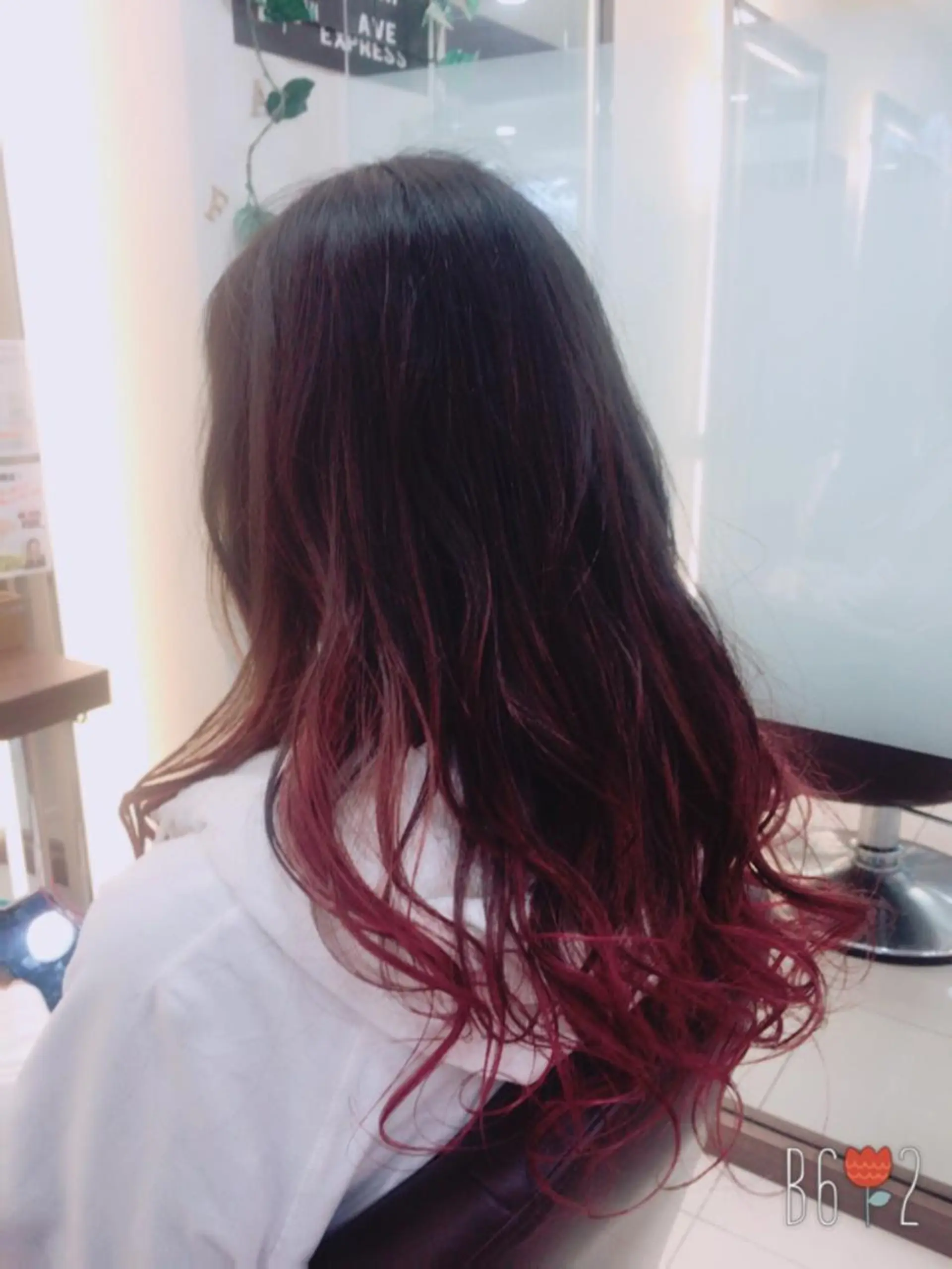 ロング 2nd所属・🤍2nd🤍田所 美希のヘアスタイル