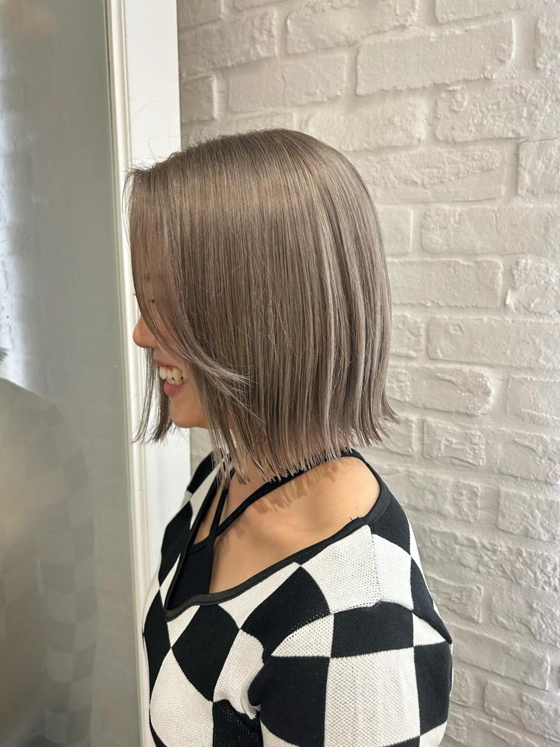 ミディアム カラー ハイトーンカラー ヴァンカウンシル金山所属・髙橋明日香/金山/ デザイン／顔周りのヘアスタイル