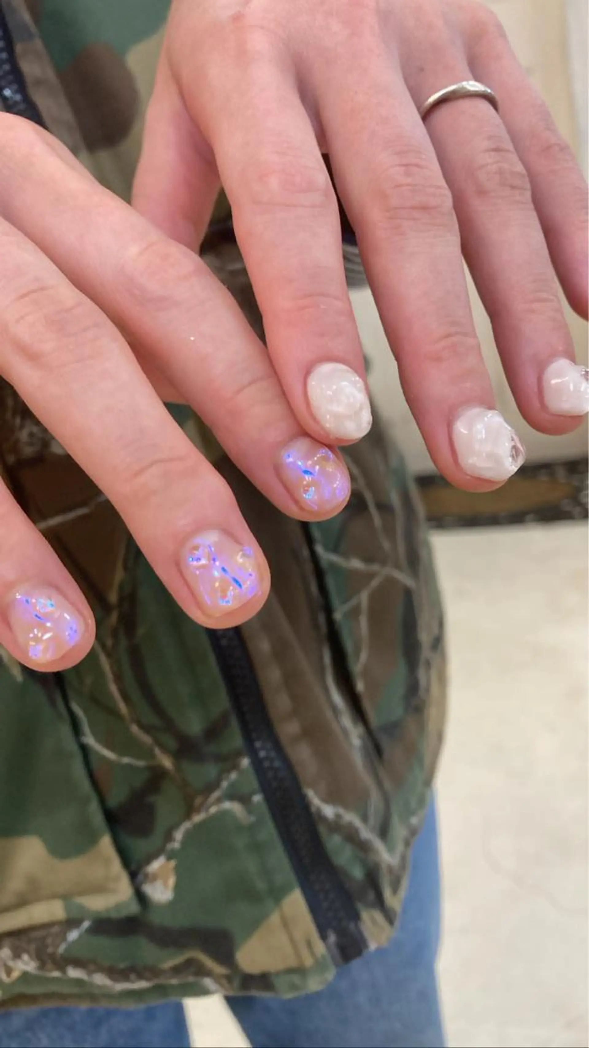 ネイル nailsalon　hue所属・小山 羽奈のネイルデザイン