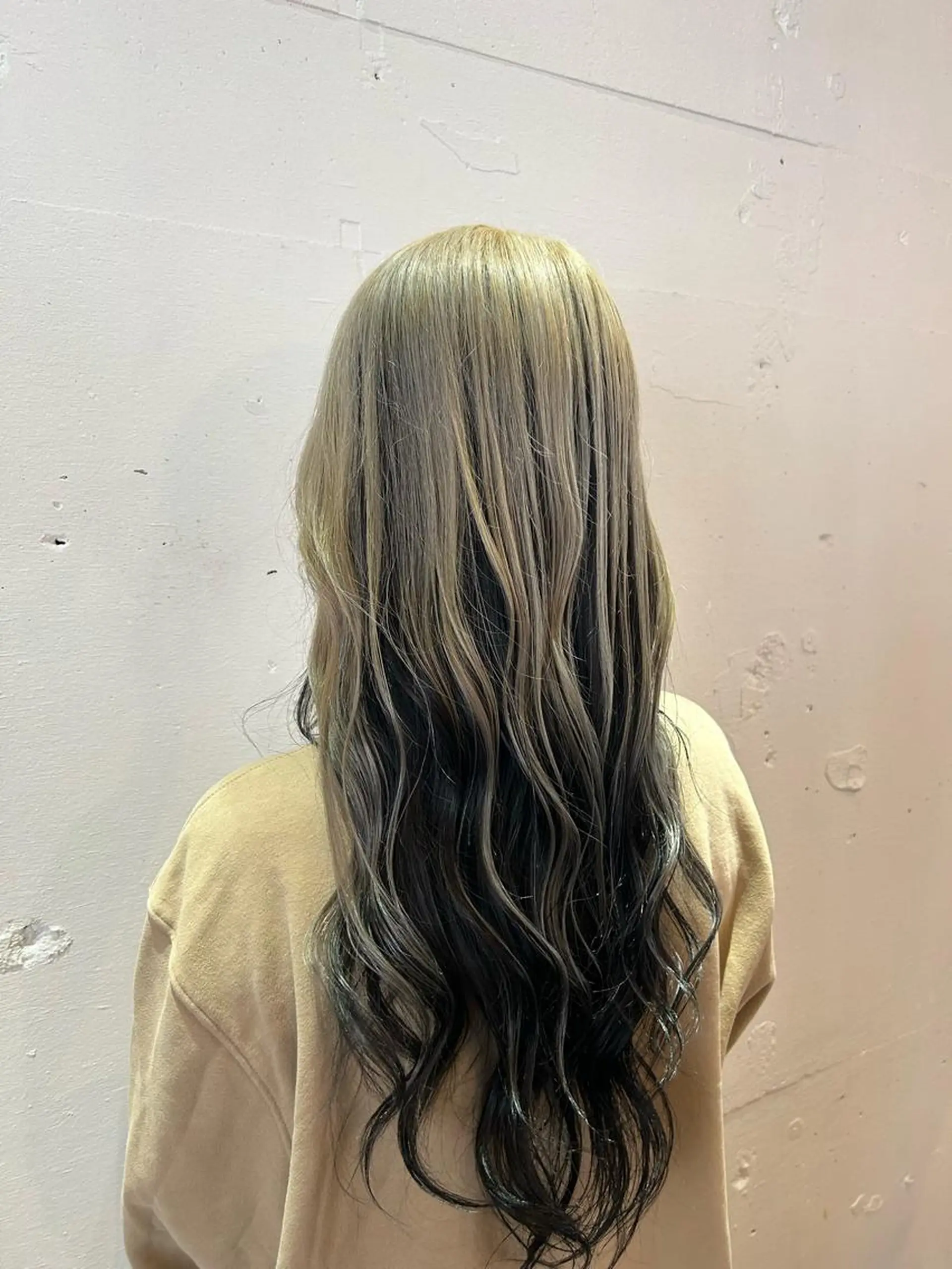 ロング カラー ヘアカラー あずま みゆのヘアスタイル