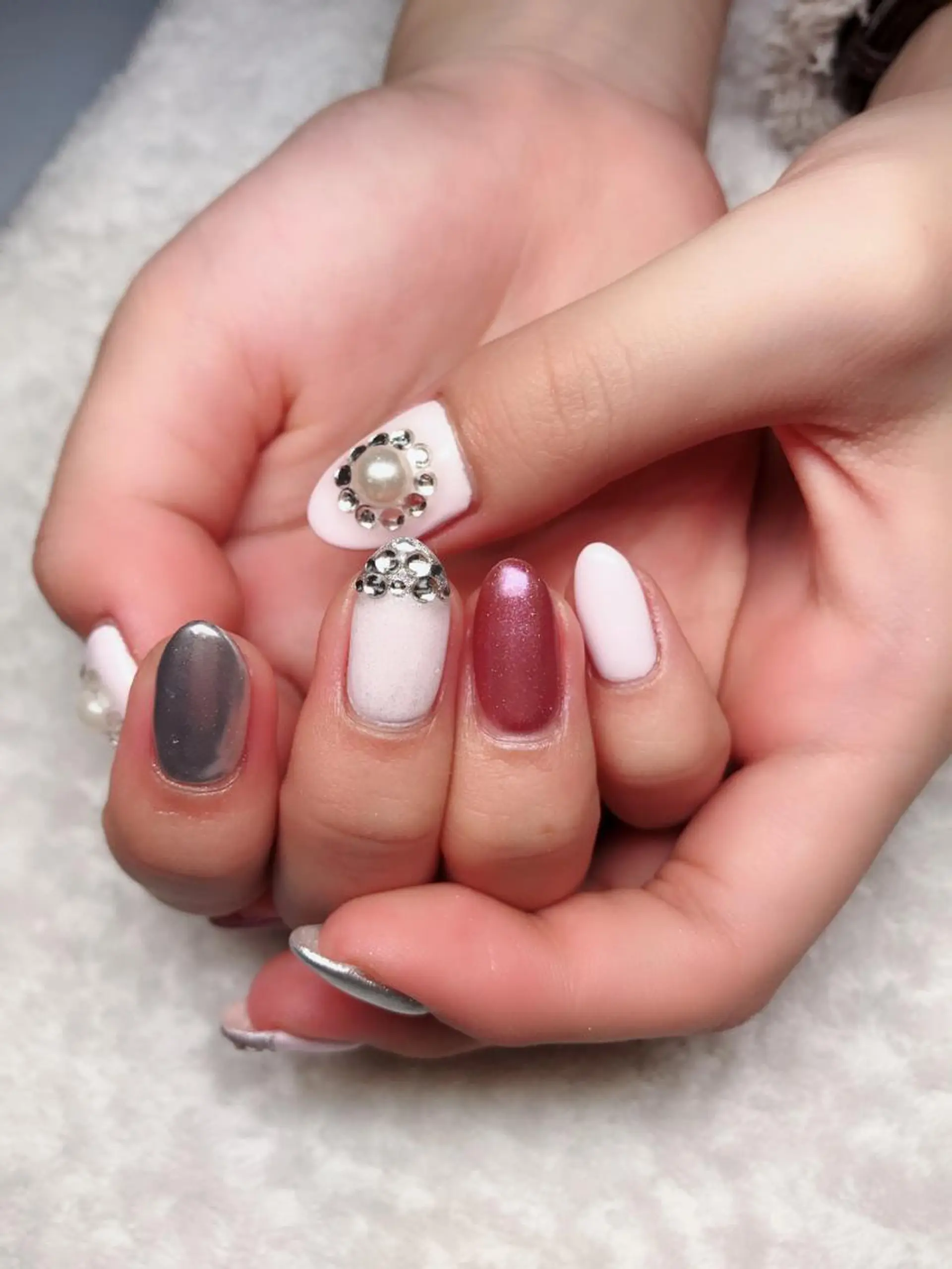 ネイル ハンドネイル ゲン レイカのネイルデザイン