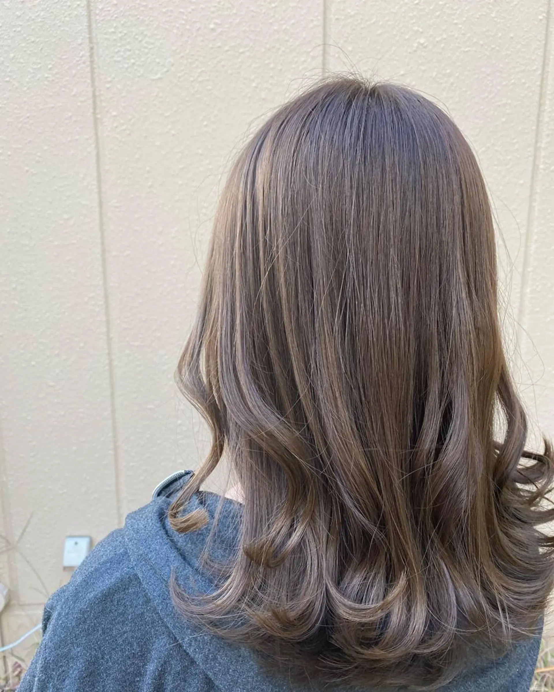 ショート カラー パーマ ヘアアレンジ メンズ キッズ ネイル マツエク・マツパ メンズハイライト メンズインナーカラー アクアカラー ベージュカラー 透明感カラー Saffyハリウッド トリートメント◎のヘアスタイル