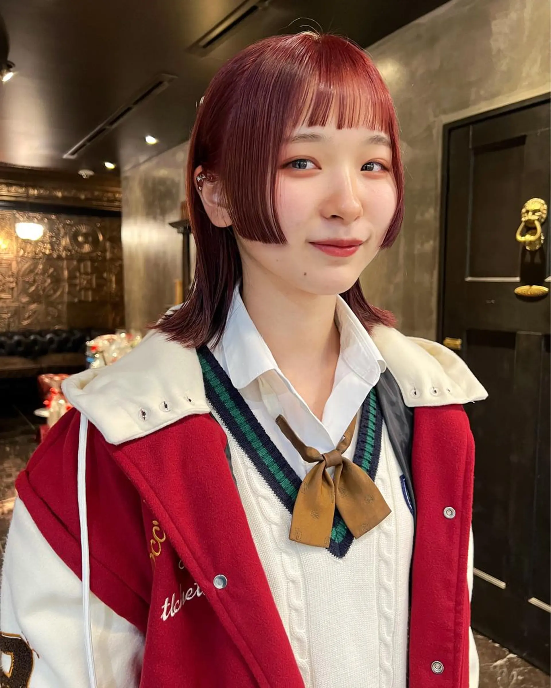 ミディアム カラー カット ヘアカラー haco＋所属・圧倒的デザイン力 店長🎨RENAのヘアスタイル