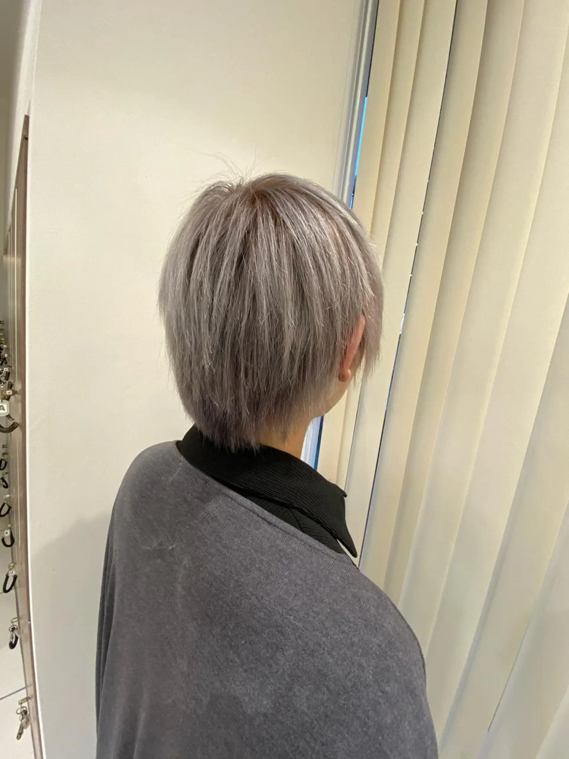 ショート カラー シルバー カット ヘアカラー トリートメント 髪質改善カラー/店長 宮内秀峰のヘアスタイル