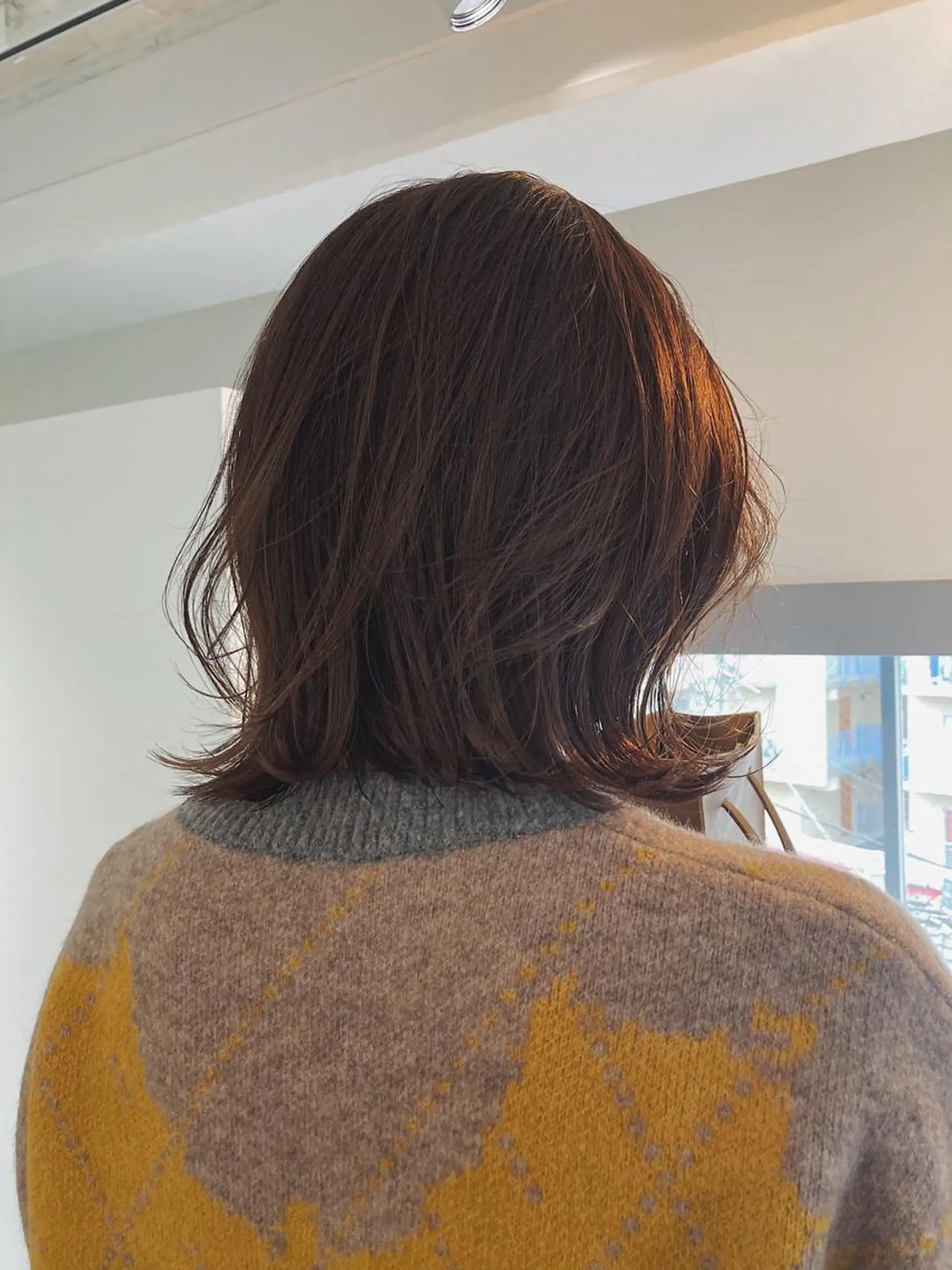 ミディアム 佐伯 和佳のヘアスタイル