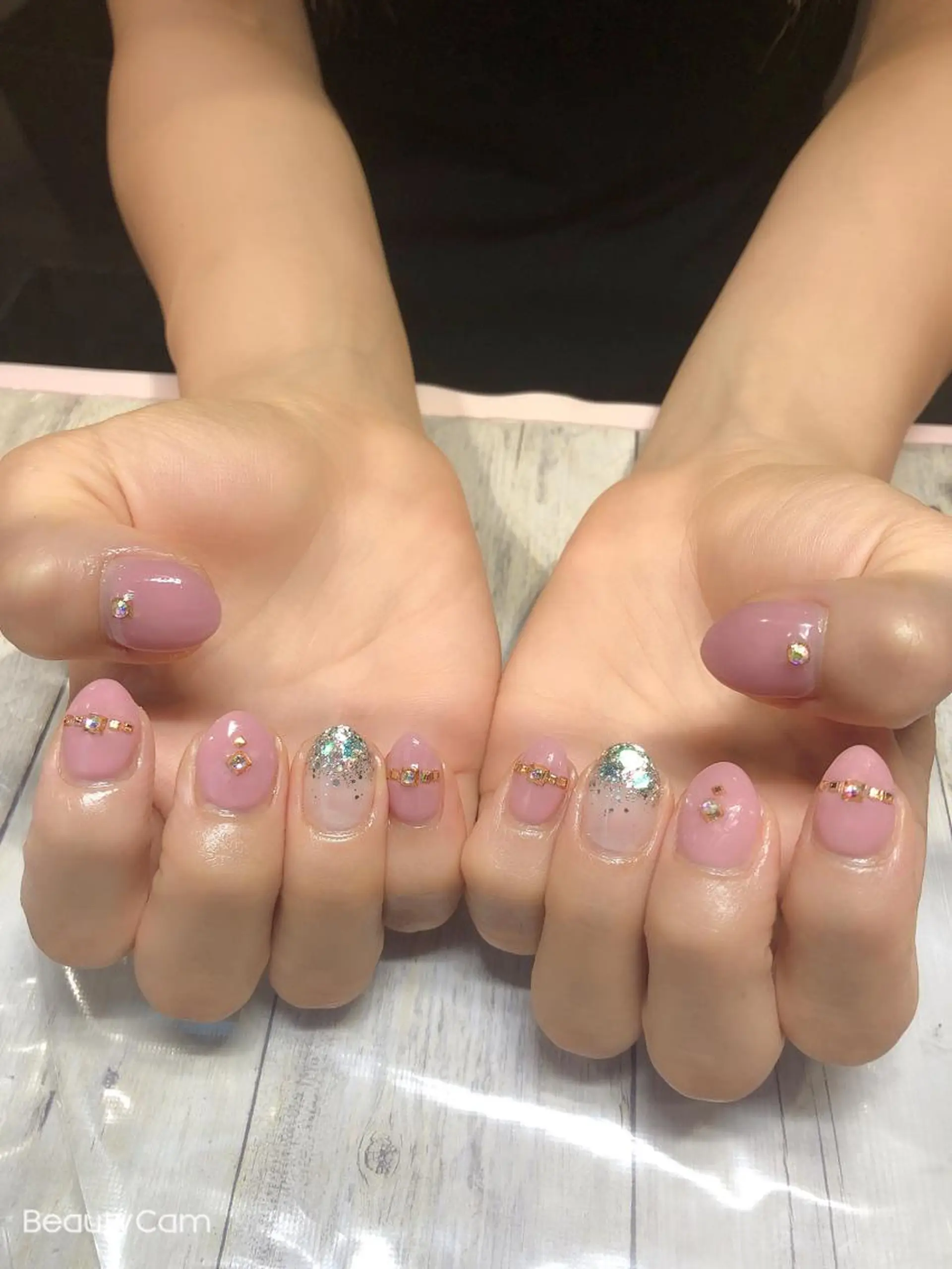 ネイル 💎Guarendo💎錦糸町店所属・✨アン ミユ✨のネイルデザイン