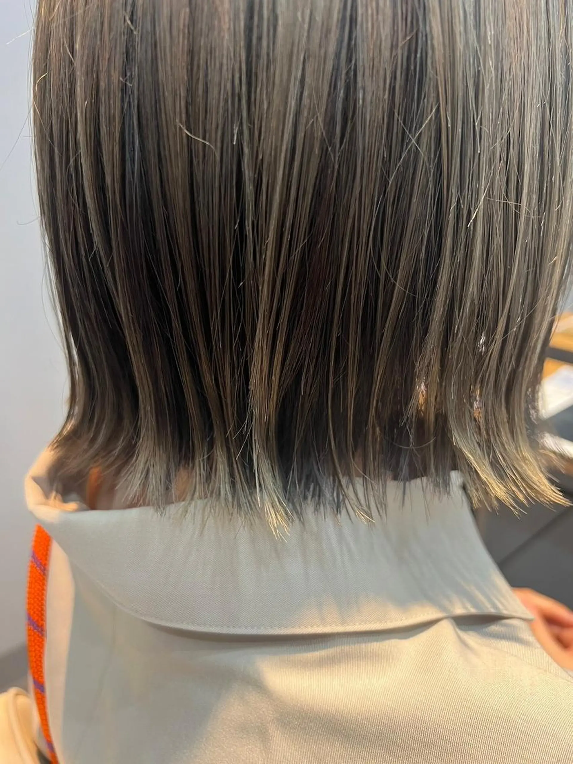 ショート カラー アディクシーカラー アッシュ バレイヤージュ ミストバング 黒髪 N° aria 三軒茶屋のヘアスタイル