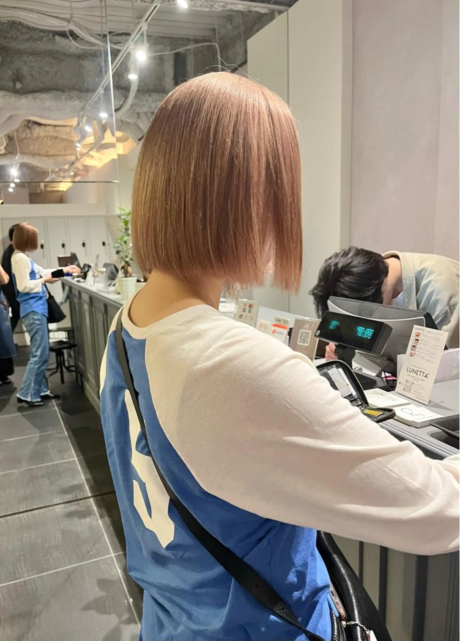 ショート カラー ベージュカラー ブリーチ ケアブリーチ 透明感カラー ダブルカラー ヘアカラー トリートメント ショート/パーマ/ カラー/FUKOのヘアスタイル