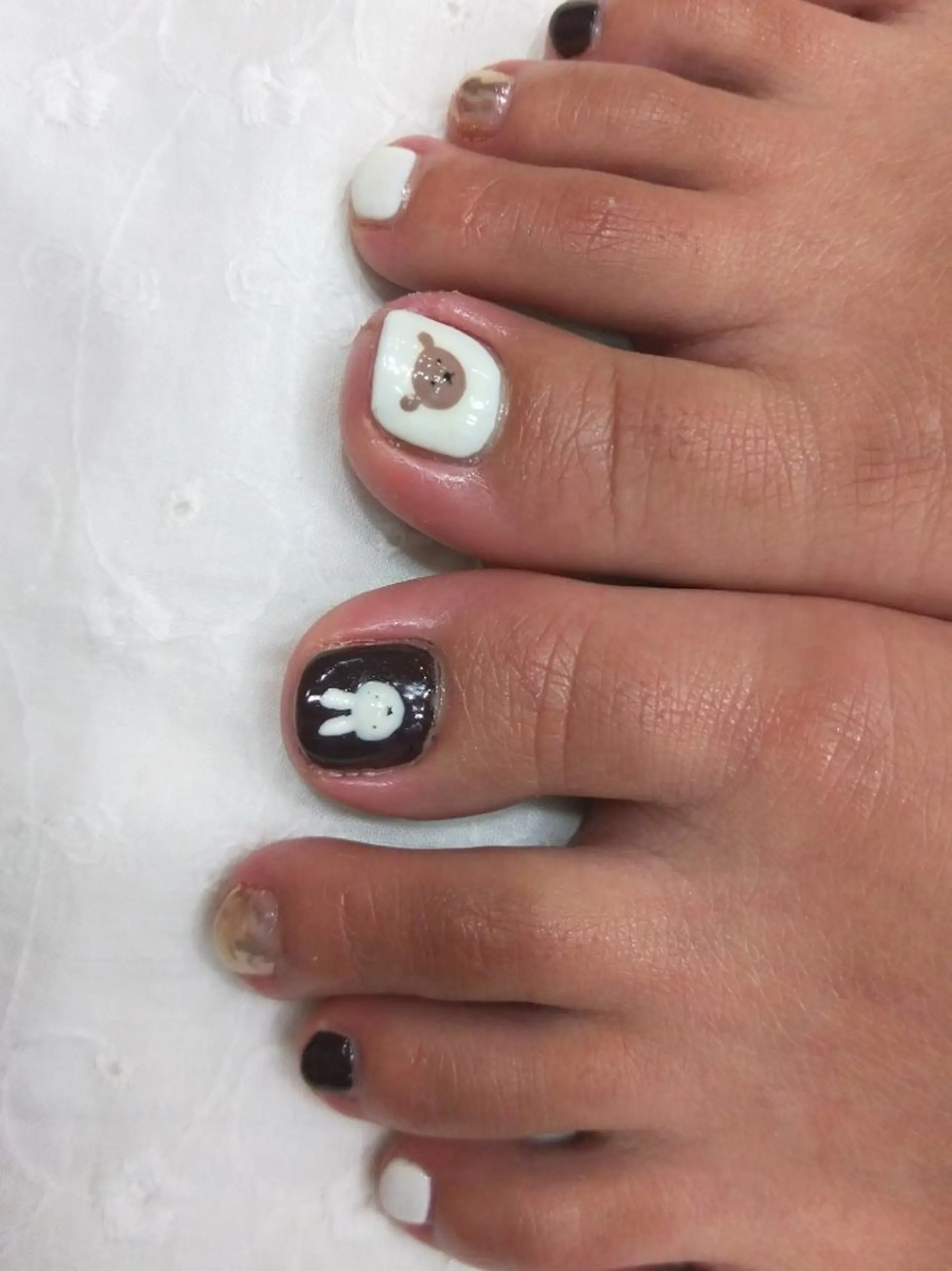 ネイル フットネイル R'well所属・はばすみれ🎀ﾈｲﾙ 光ﾌｪｲｼｬﾙ ﾍｱのネイルデザイン