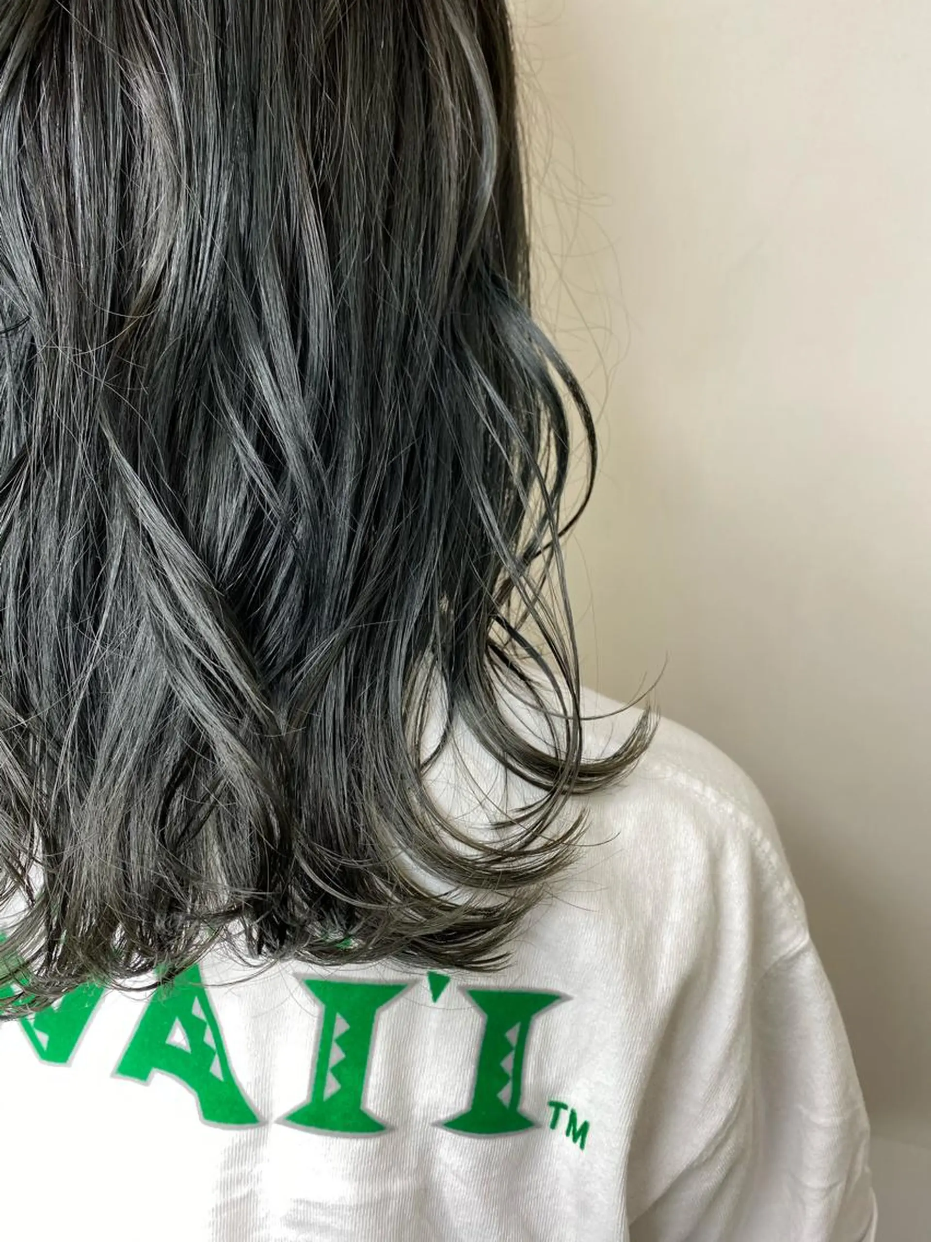 セミロング カラー エリアマネージャー 復活の大澤竜馬のヘアスタイル