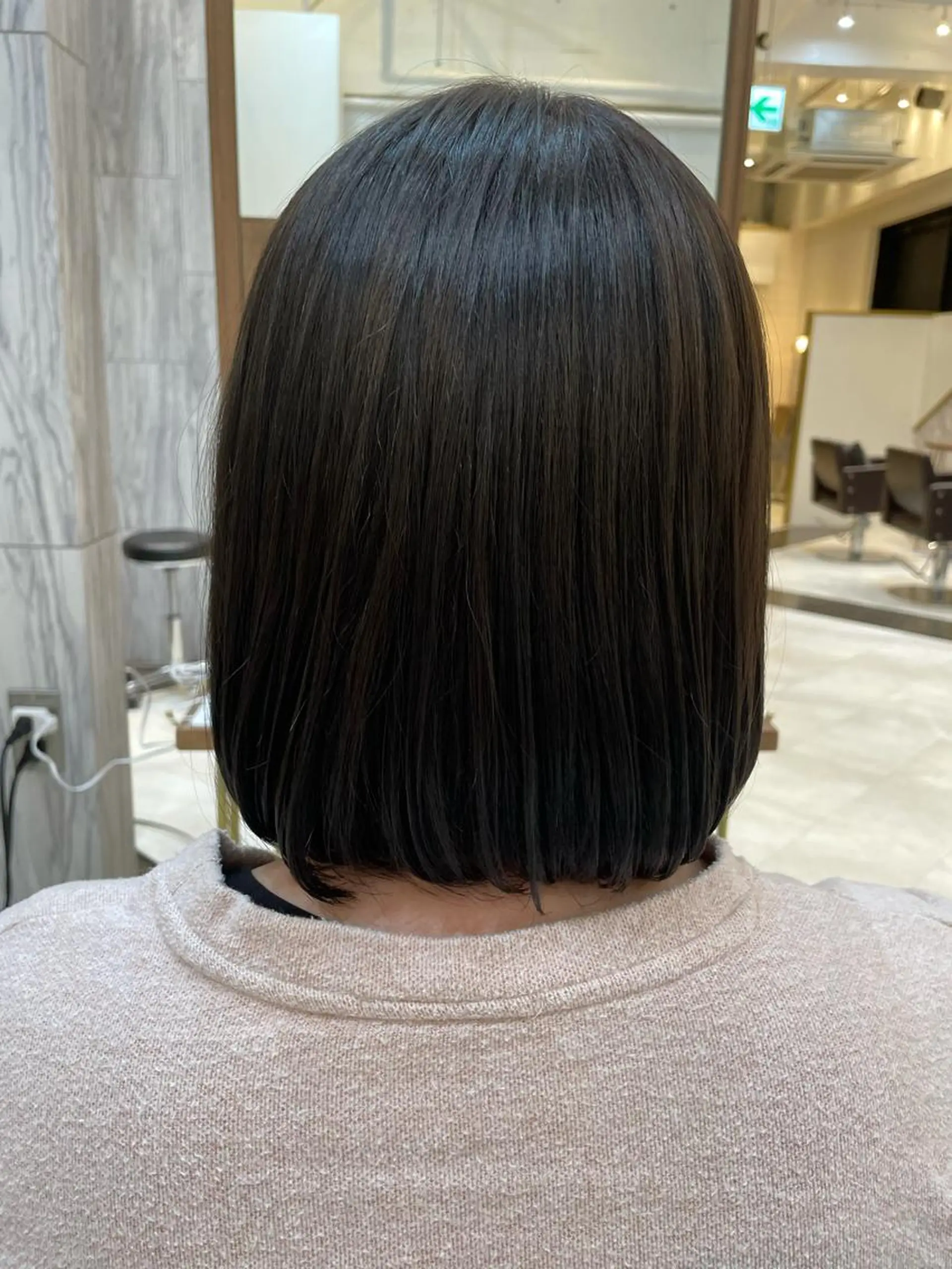 カラー 樋川 早紀のヘアスタイル