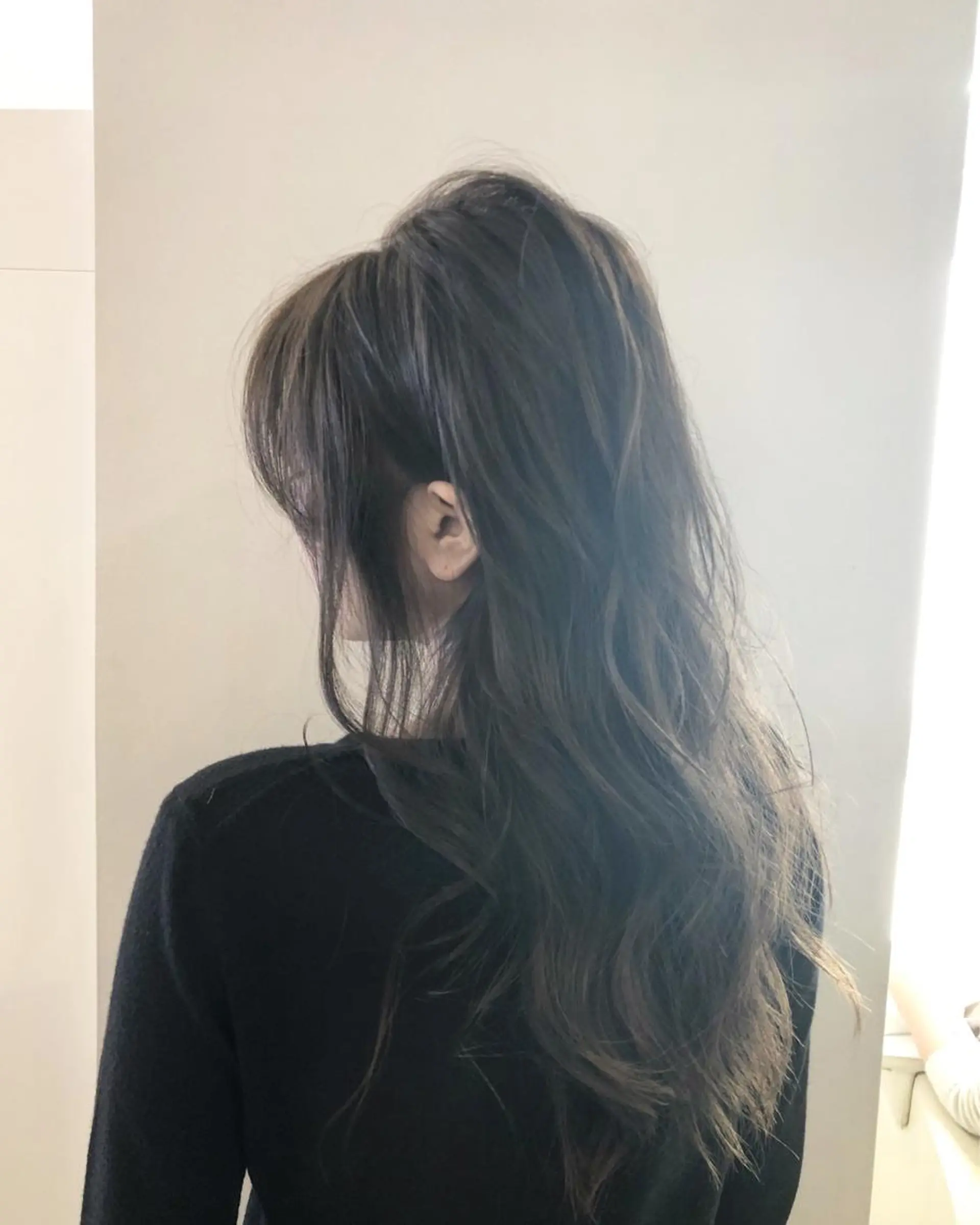 ロング ブリーチカラー🌈 石垣翔太のヘアスタイル