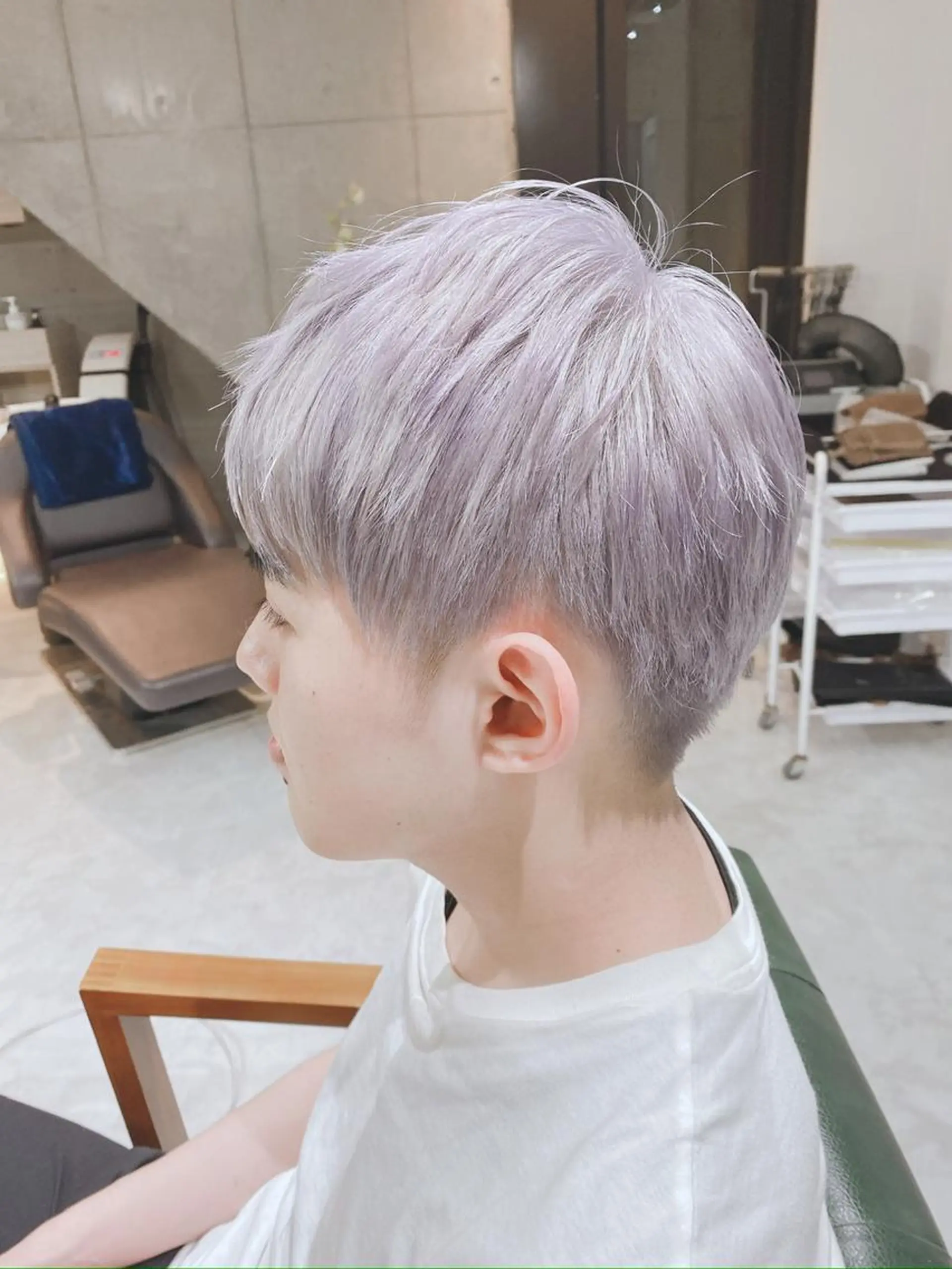 ショート ヘアアレンジ カラー メンズ メンズブリーチ メンズ韓国風 韓国マッシュ マッシュ ツーブロック 𝐑𝐈𝐍𝐊𝐀 🐷🖤のヘアスタイル