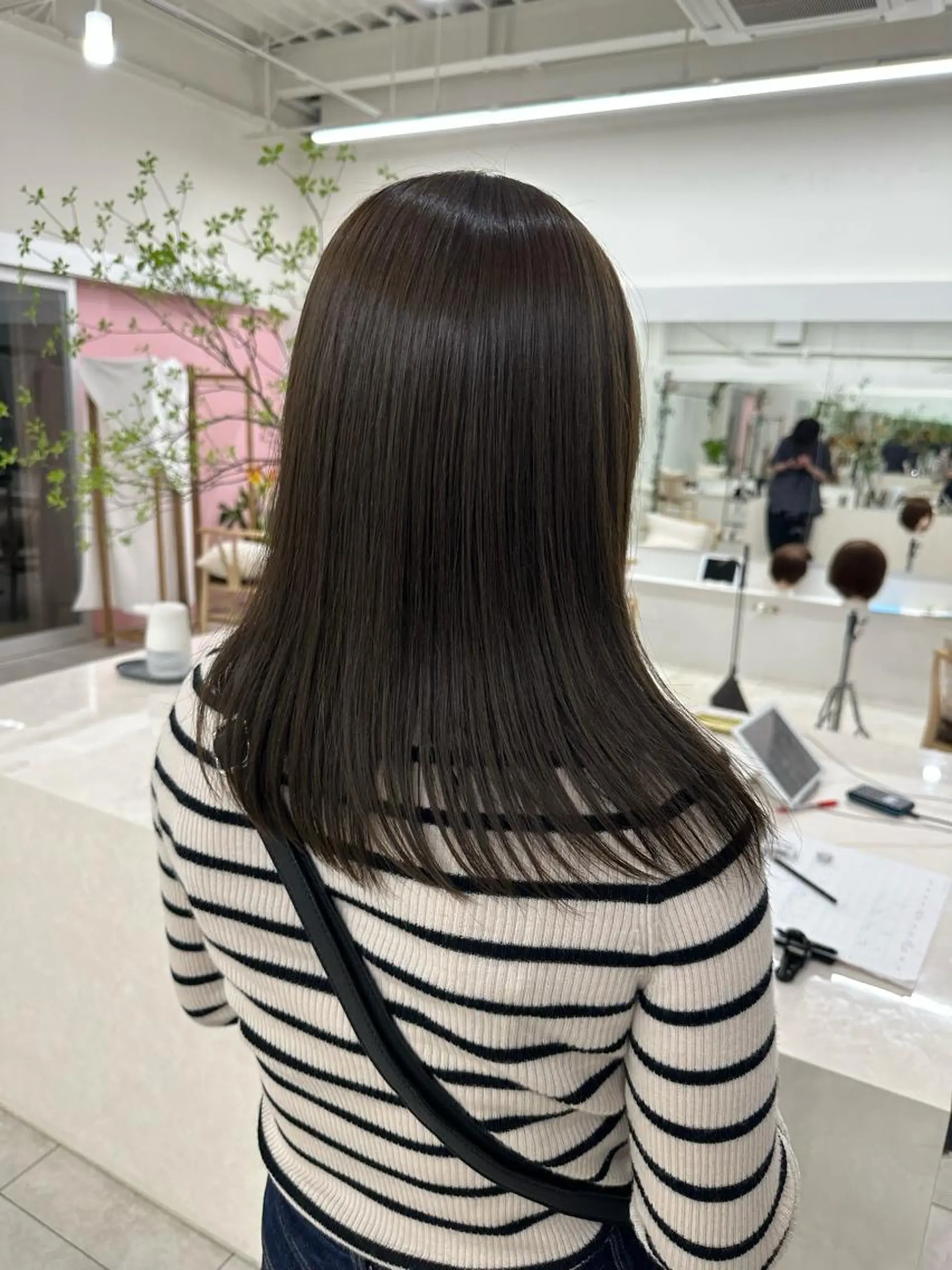 カラー 林 莉央のヘアスタイル