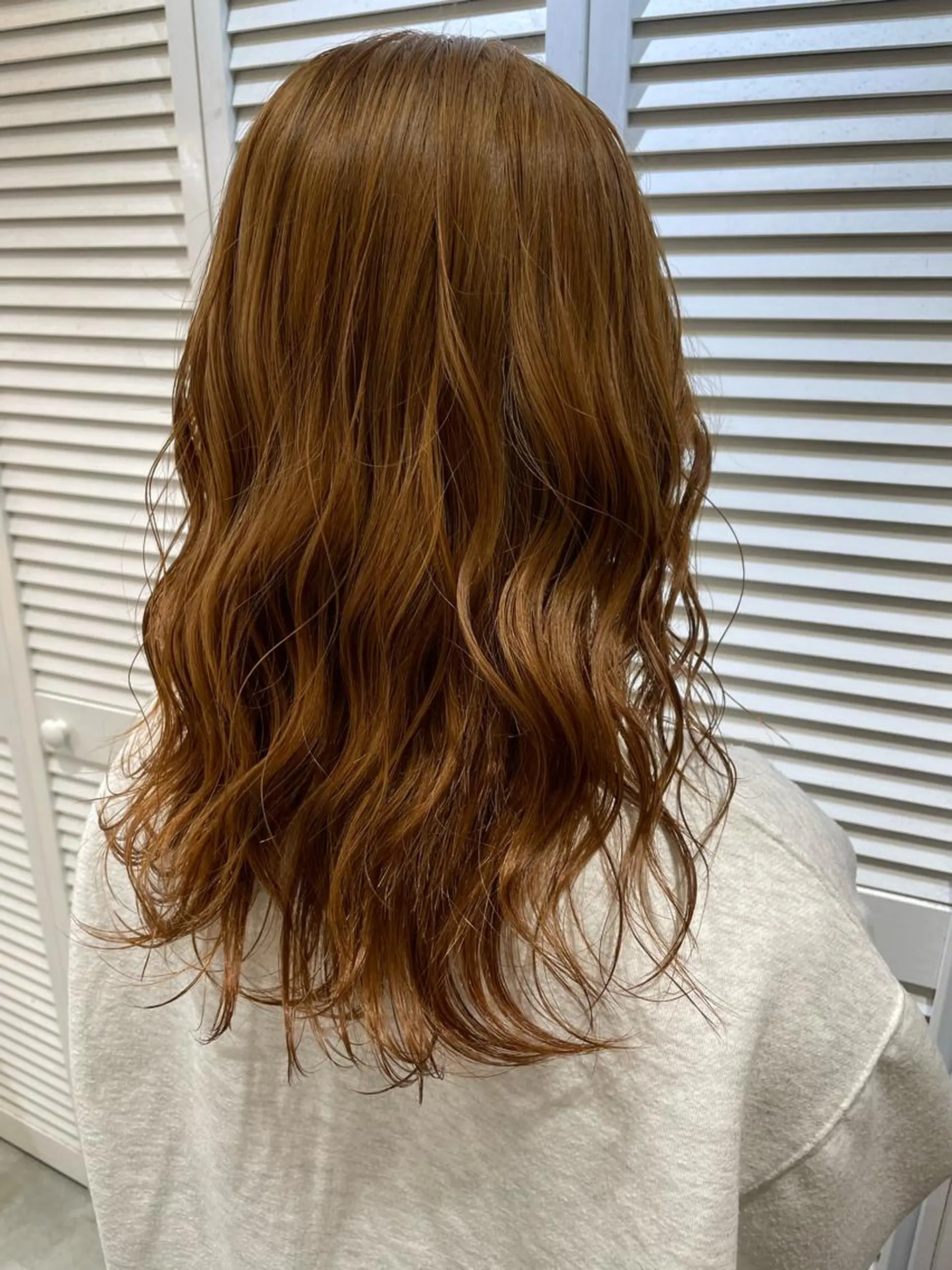 セミロング 切りっぱなしボブ ショートボブ セミロングパーマ ミストバング ボブ カット ヘアカラー トリートメント モテ髪/ボブ/ショー ト/アダチフウトのヘアスタイル