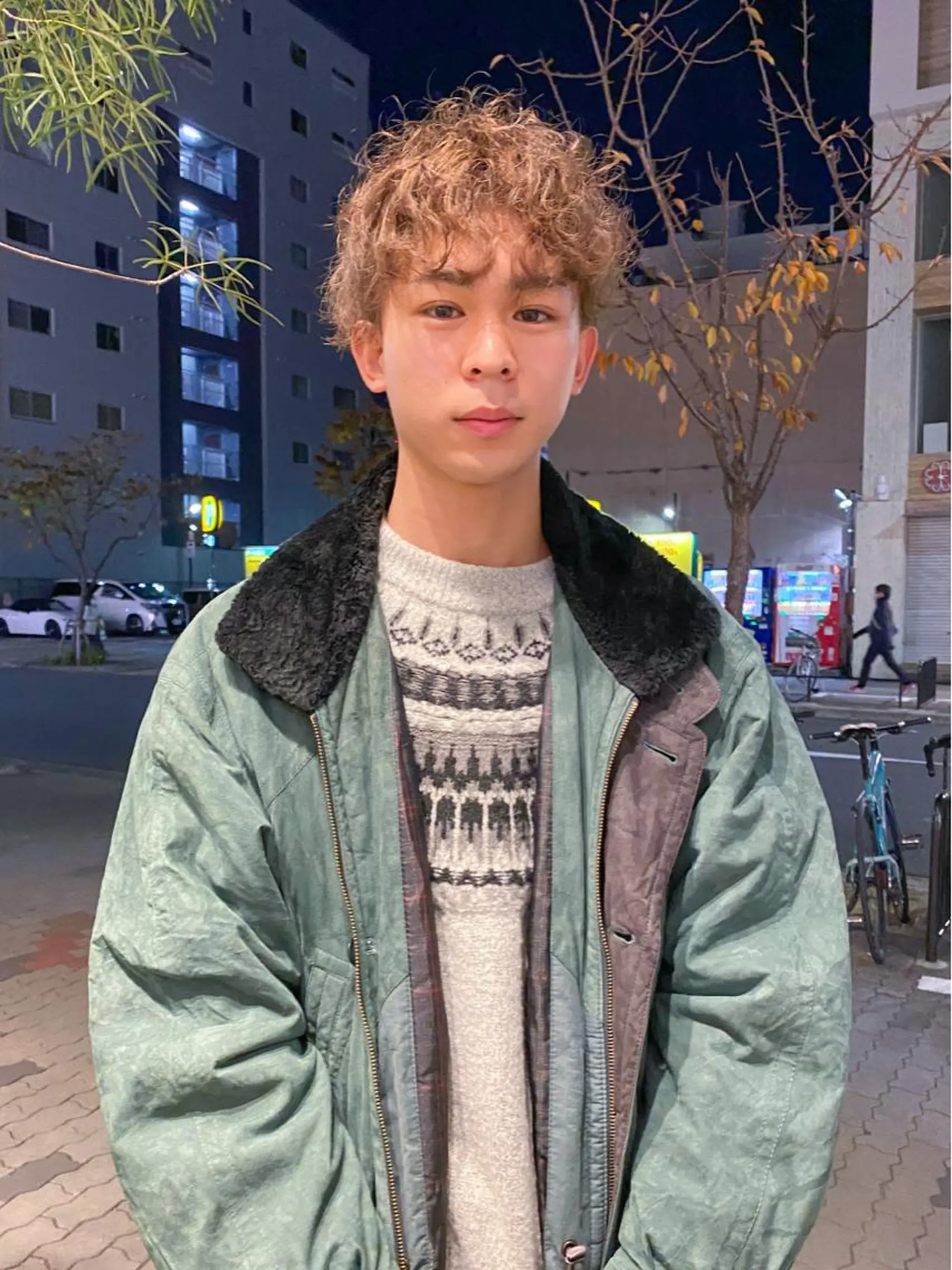 カラー メンズ メンズブリーチ ベージュカラー ブリーチ カット ヘアカラー 栄/矢場町 三井太朗のヘアスタイル