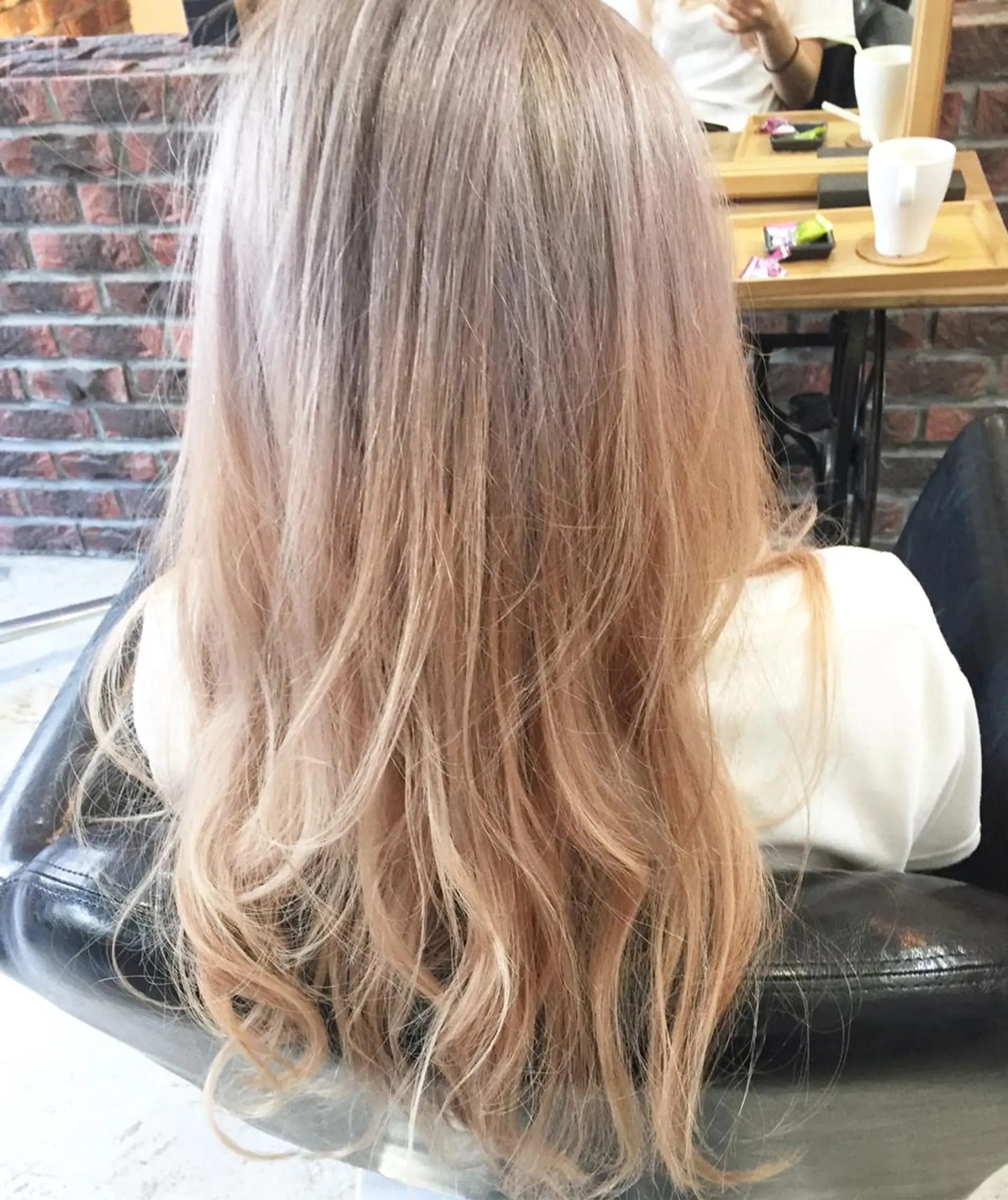 ロング カラー skin所属・中村 梨沙のマツエク・マツパデザイン