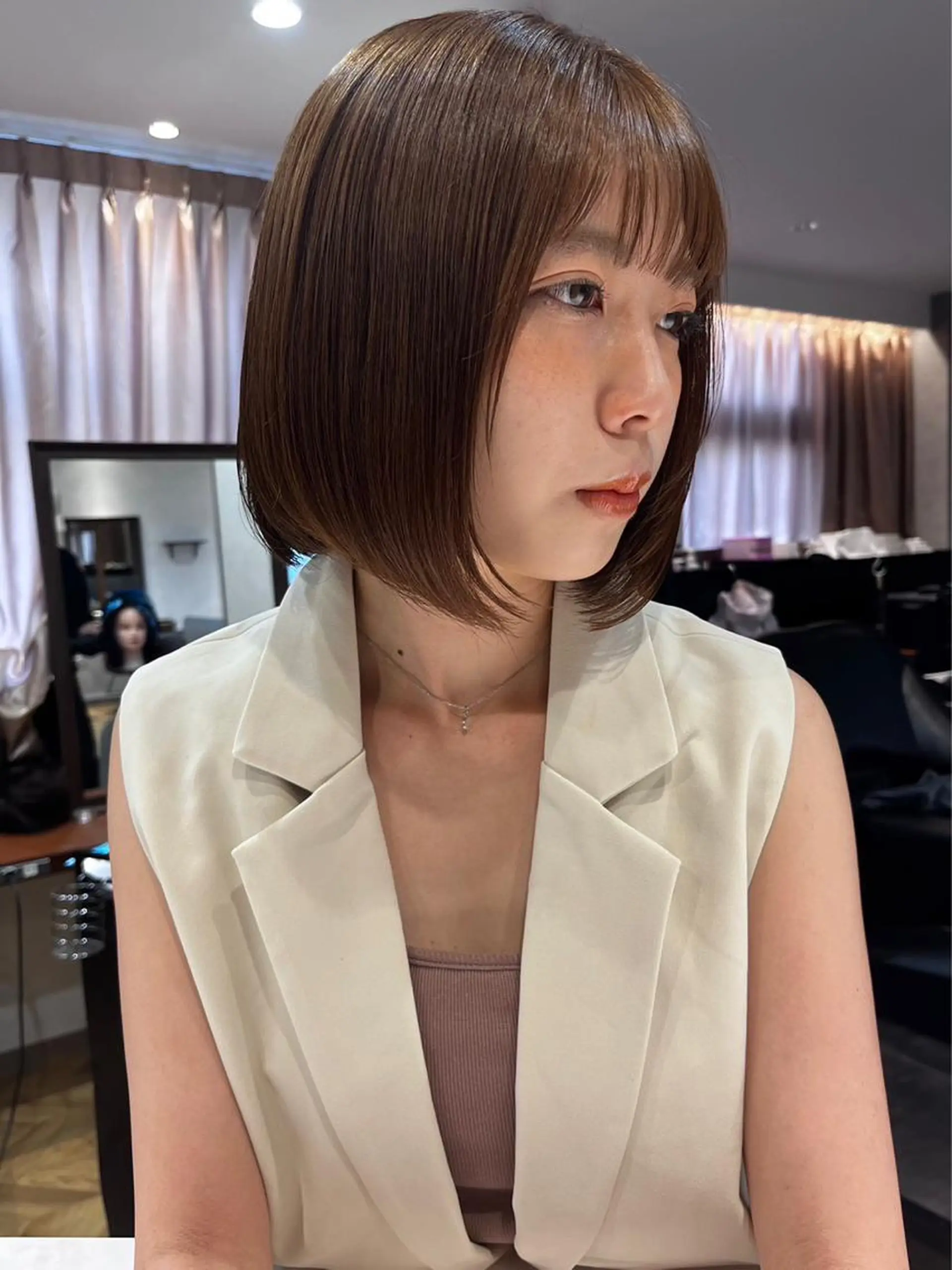 ミディアム カット 縮毛矯正 トリートメント ✨髪質改善特化✨副 店長椎葉信乃介のヘアスタイル