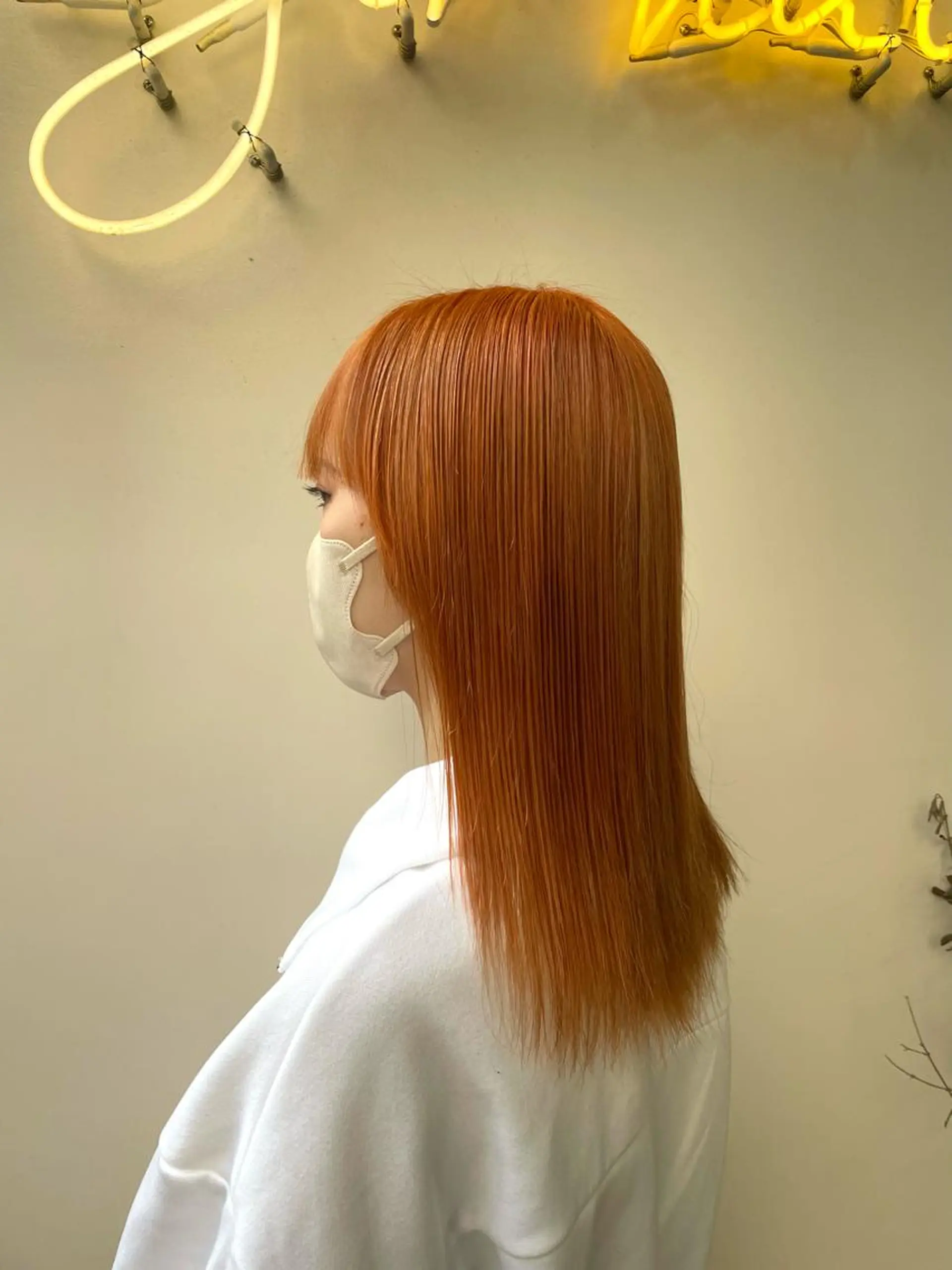 セミロング 🎀韓国系ハイトーン カラーYoko🎀のヘアスタイル