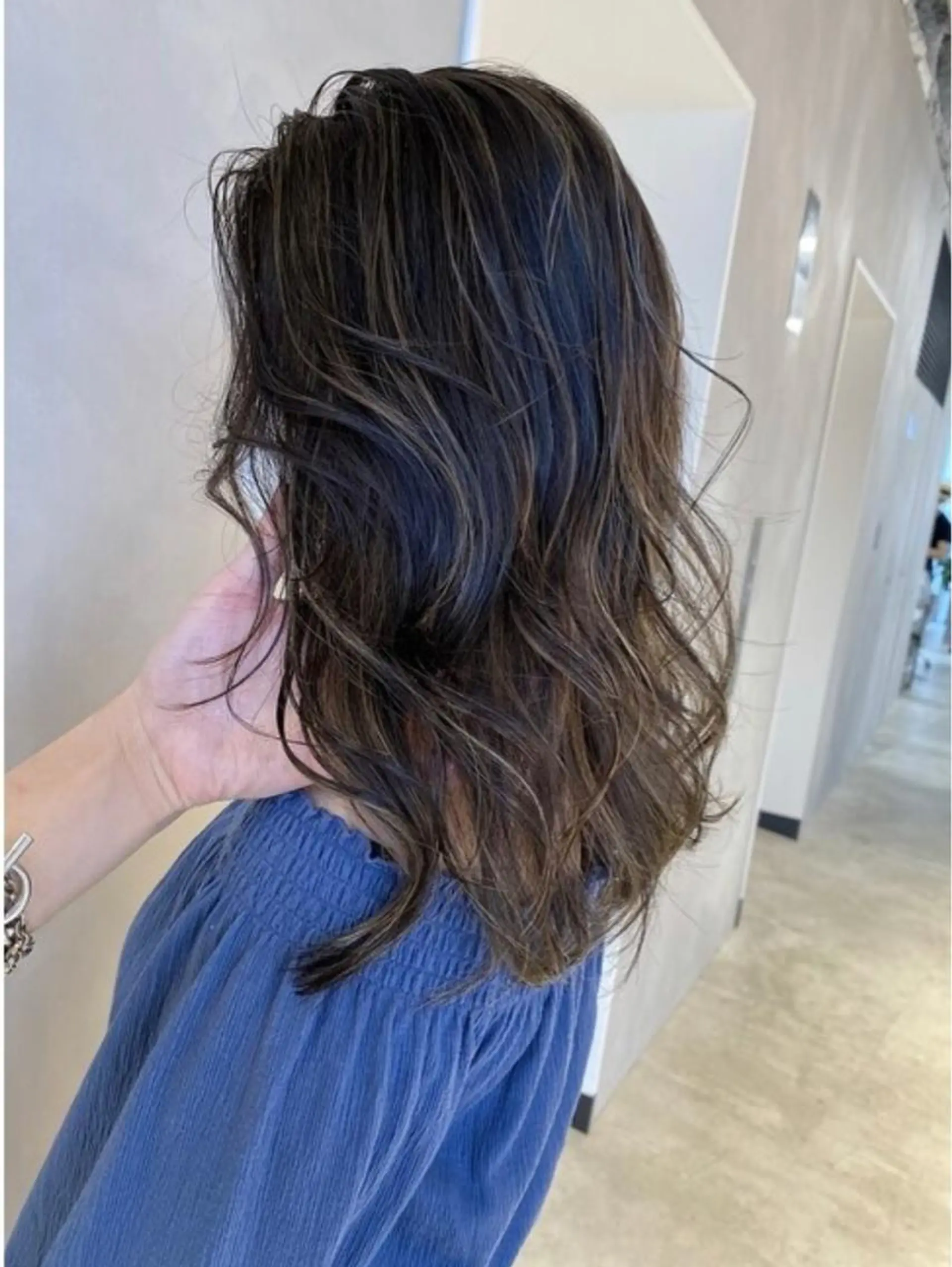 カラー ハイライトカラー ヘアカラー トリートメント 💎夏葵 ハイライト /デザイン特化のヘアスタイル