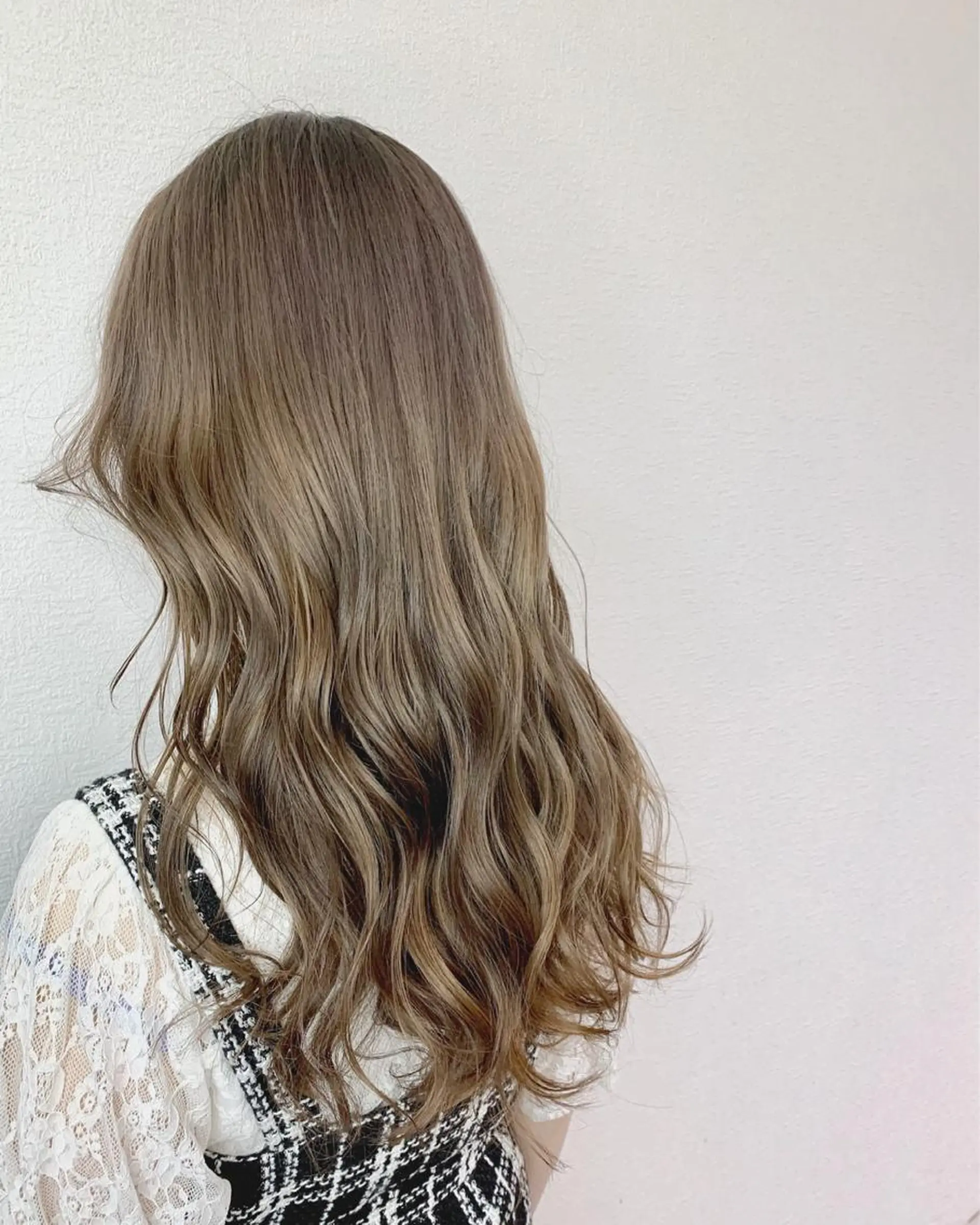 ロング カラー ベージュカラー ハイトーンカラー Stir Maison 大宮所属・ryuma/ボブ /透明感カラーのヘアスタイル
