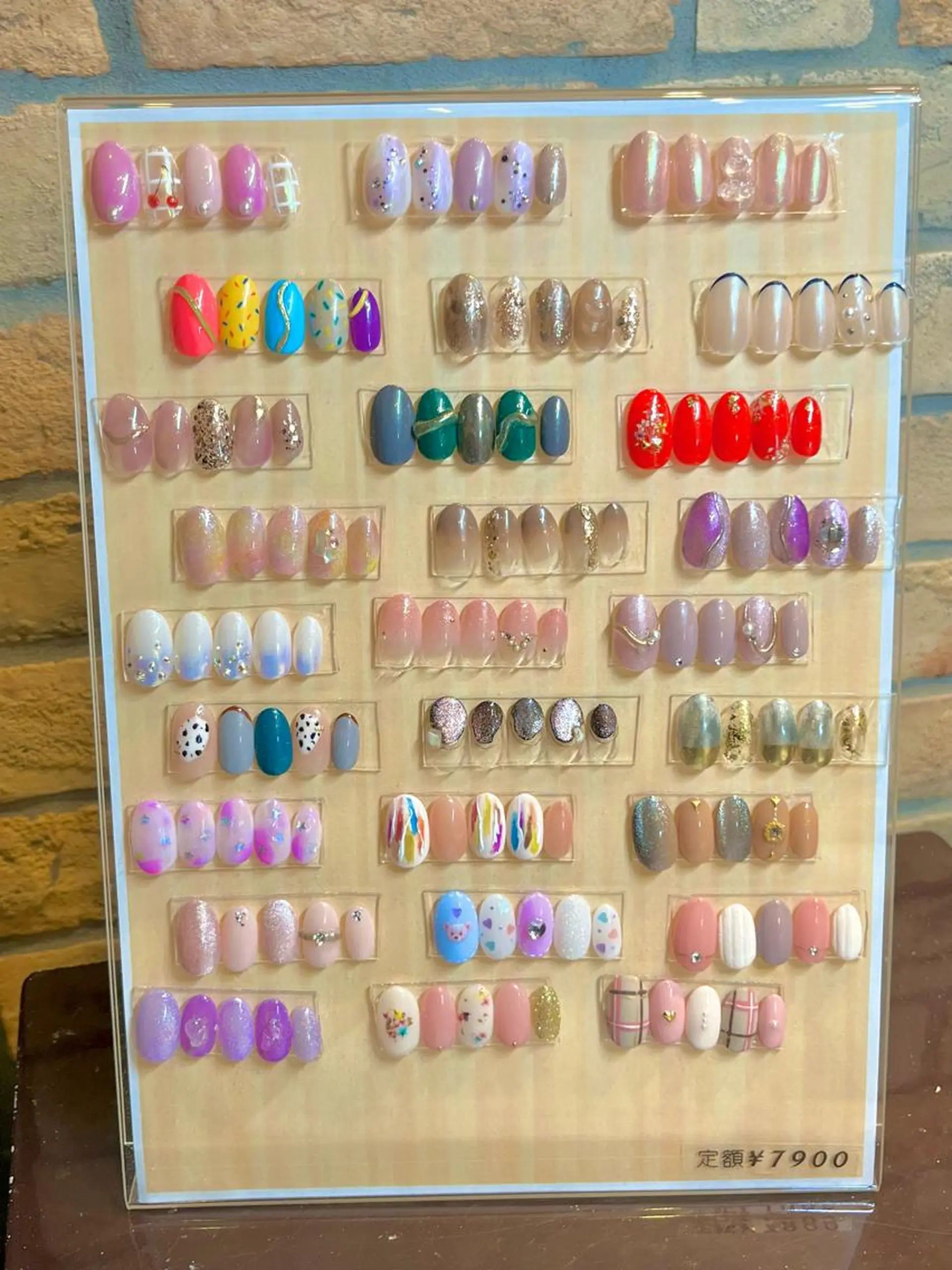 ショート カラー ネイル アートネイル オフィスネイル ワンカラーネイル ショートネイル ネイルサロン リリーブランシュ所属・森 瑞紀のネイルデザイン