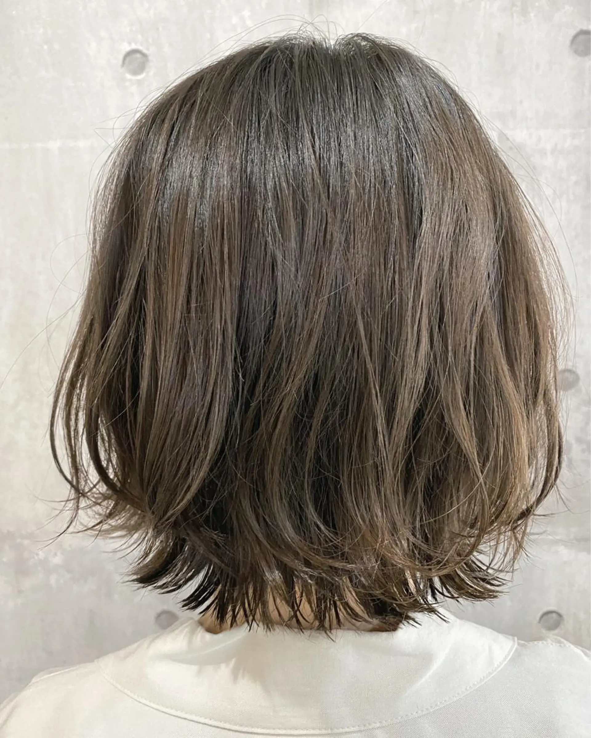 ショート カラー パーマ ヘアアレンジ メンズ キッズ ネイル マツエク・マツパ 女性専用サロン梅田 髪質改善カラーakiのヘアスタイル