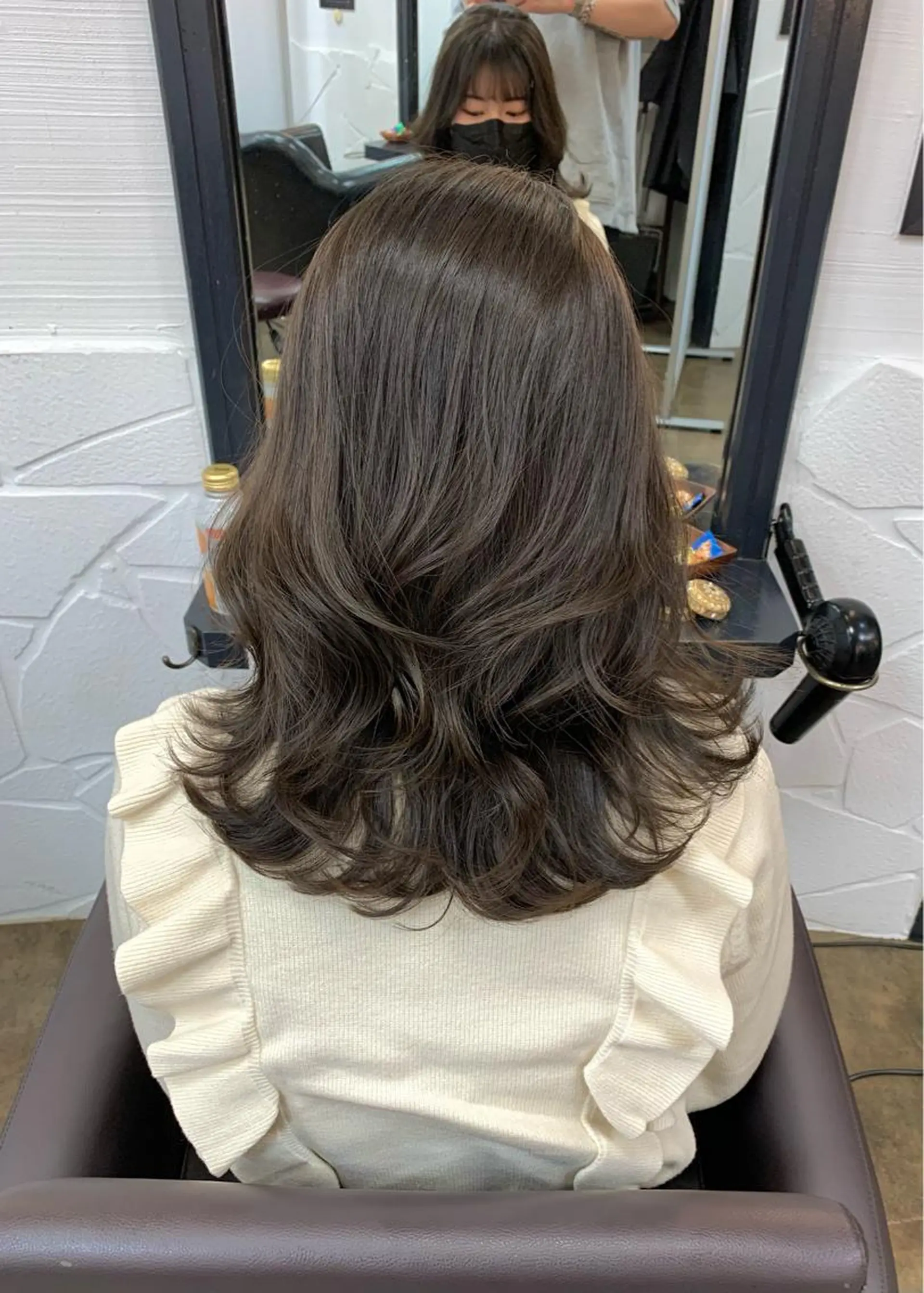 ミディアム カラー グレージュ オリーブグレージュ オリーブグレー LUMO所属・矢野 晃平のヘアスタイル