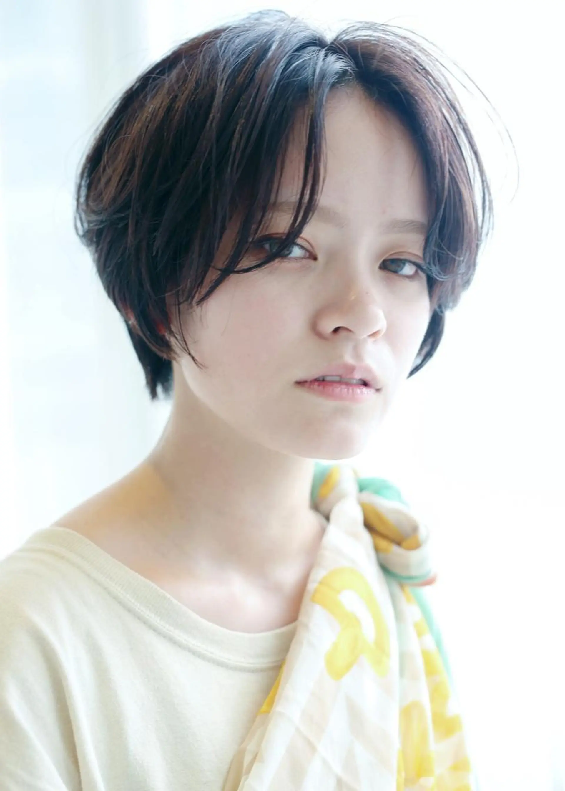 ショート カラー 大久保 優香のヘアスタイル