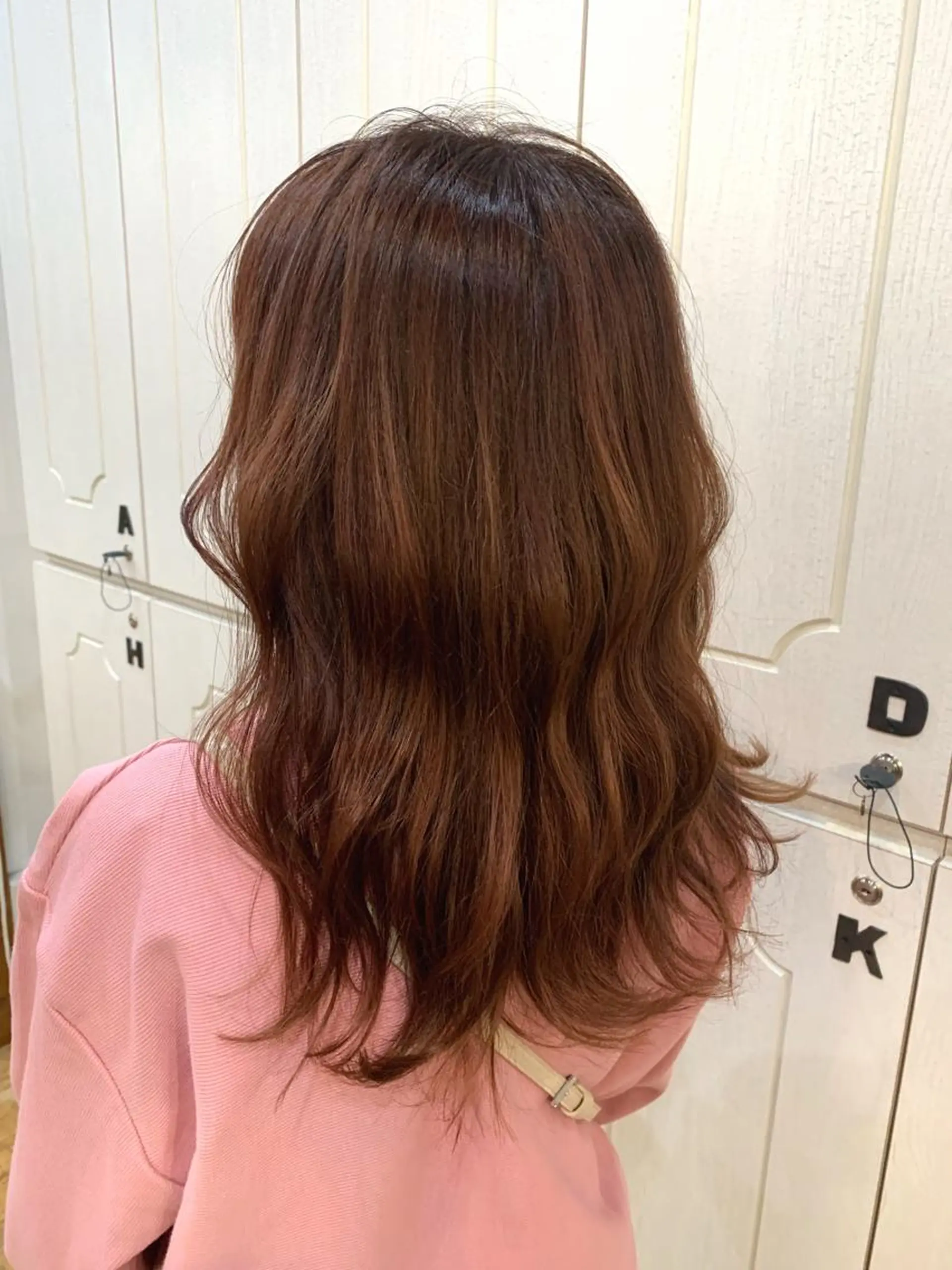 セミロング ヘアカラー LITTLE _KATOのヘアスタイル