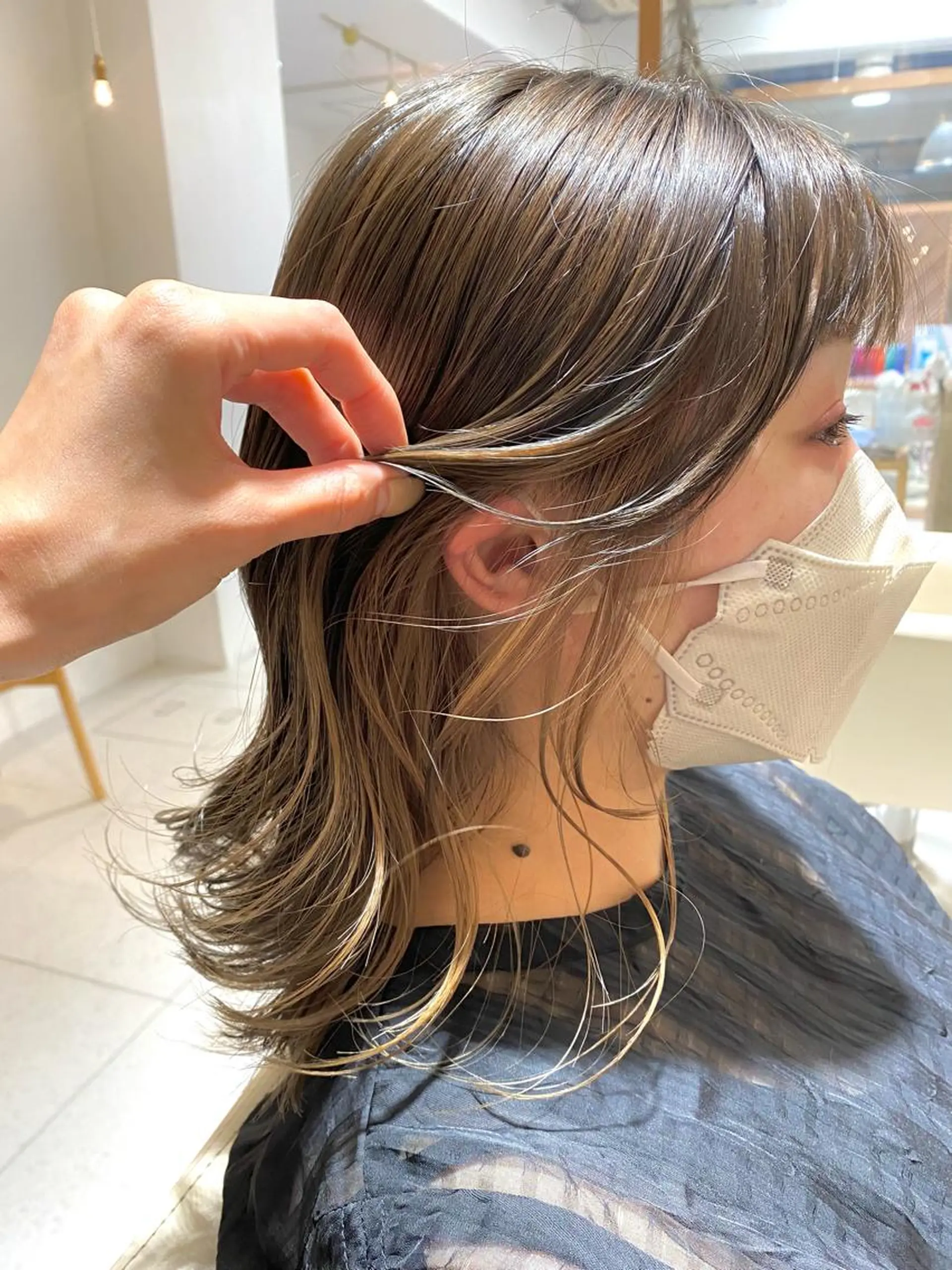 ミディアム カラー インナーカラー 安永 涼のヘアスタイル