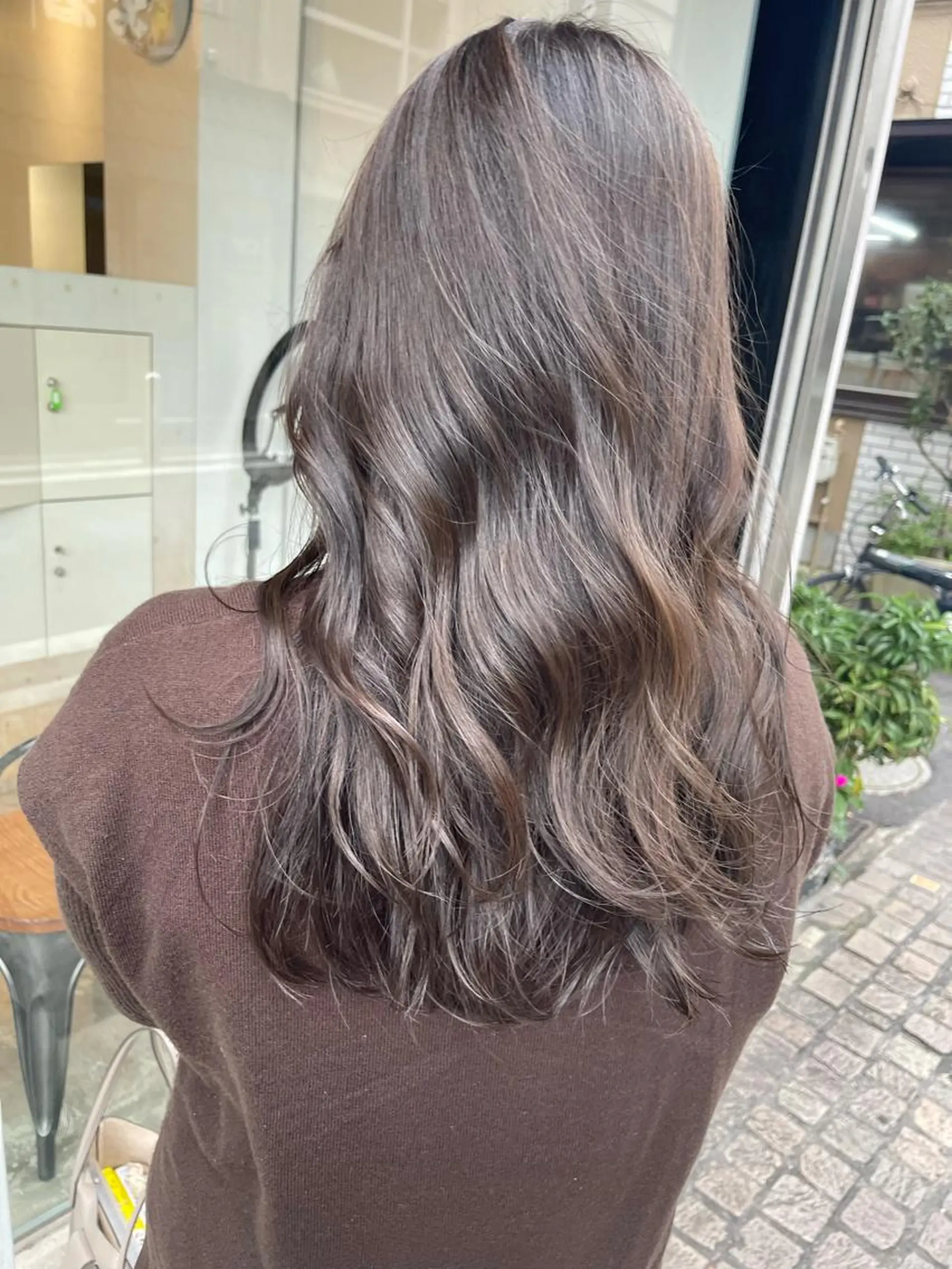 ロング カラー ベージュカラー 透明感カラー ミルクティーベージュ カット ヘアカラー トリートメント 悩みを解決💫似合せ RENのヘアスタイル