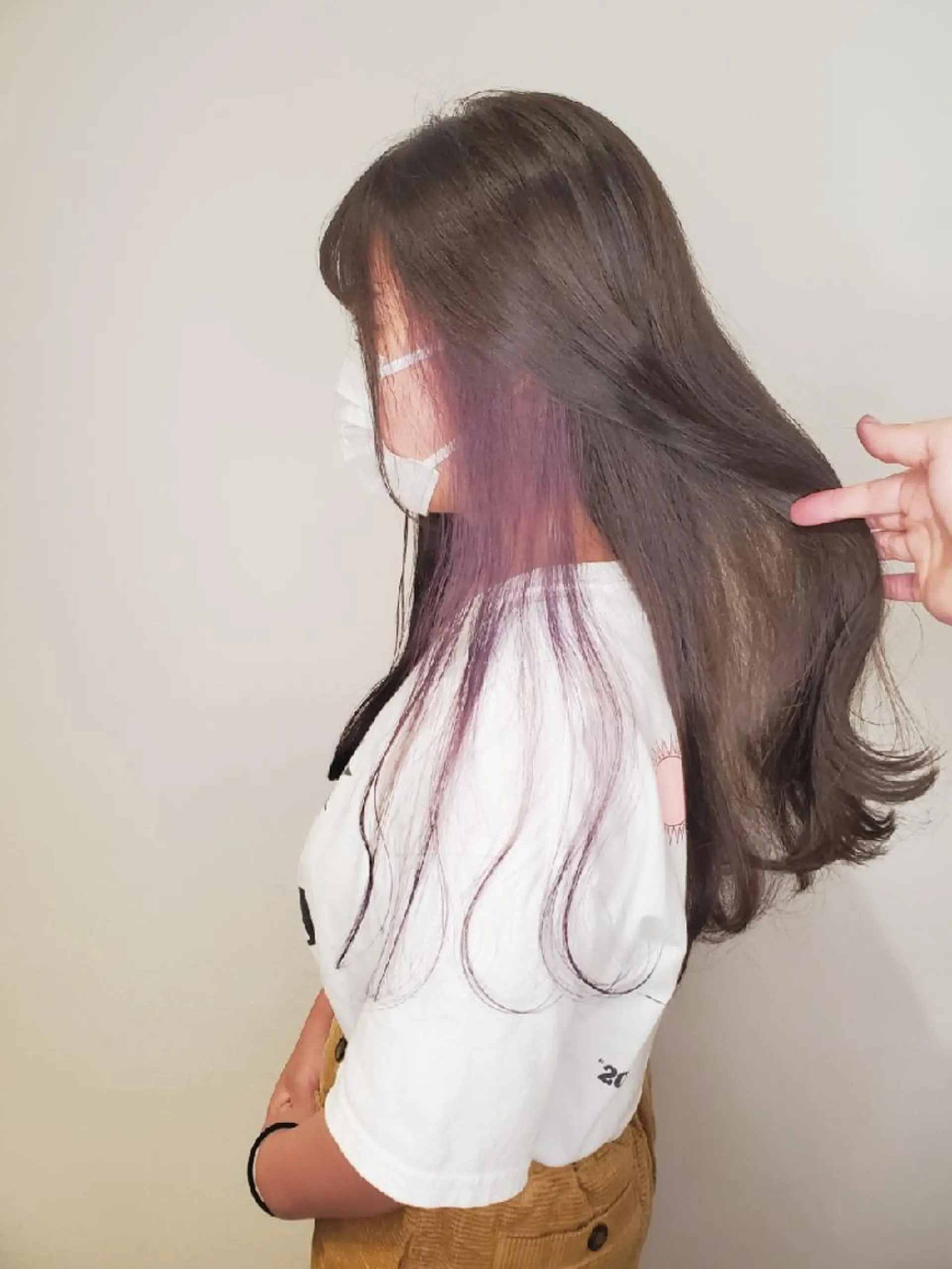 ロング カラー イヤリングカラー インナーカラー ラベンダーカラー パープルカラー ヘアカラー トリートメント レイヤーカット/ ウルフカット/大橋 のヘアスタイル