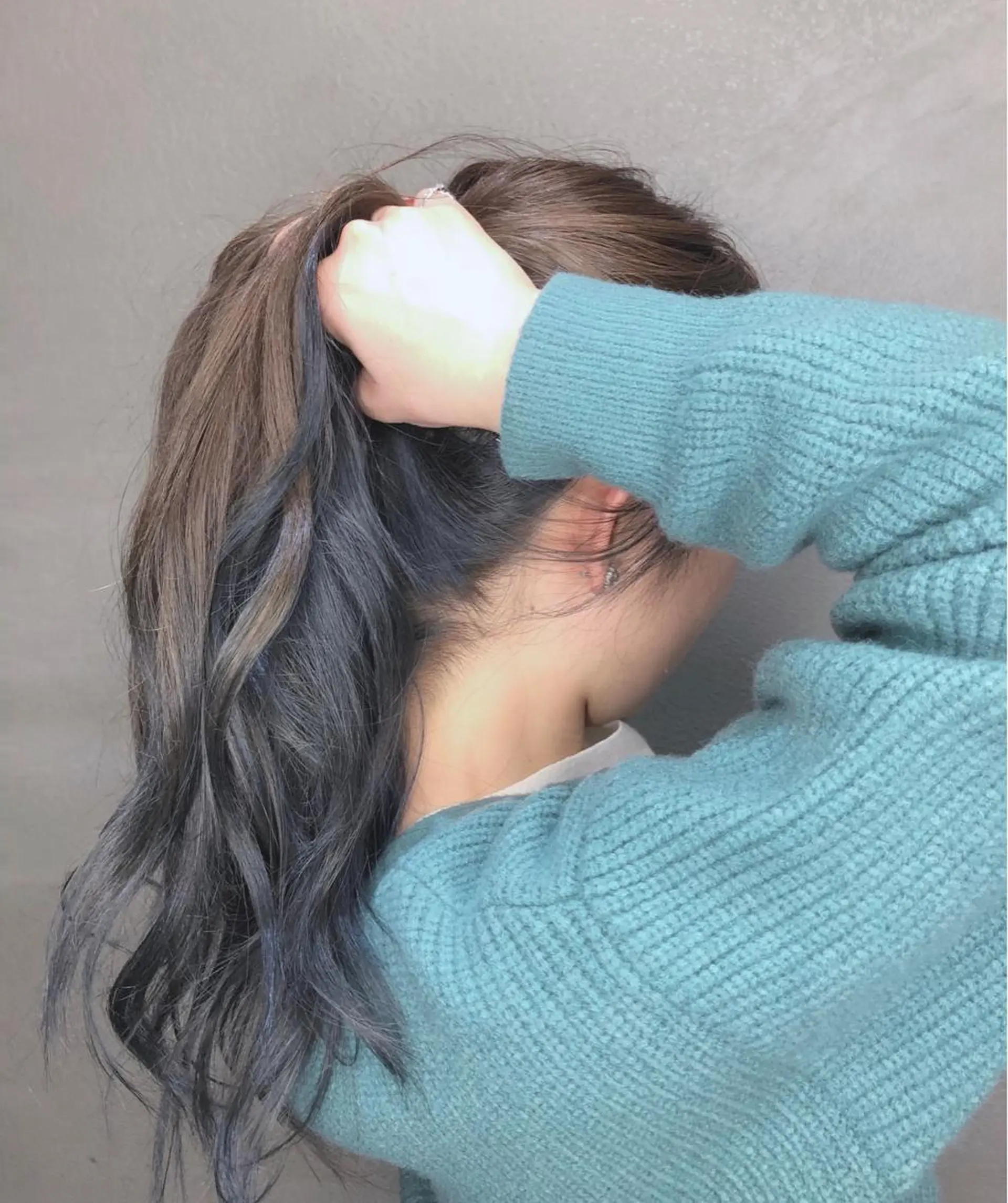 ロング カラー ブルーカラー インナーカラー カット ヘアカラー edge.所属・くまがい みゆ【edge.】のヘアスタイル