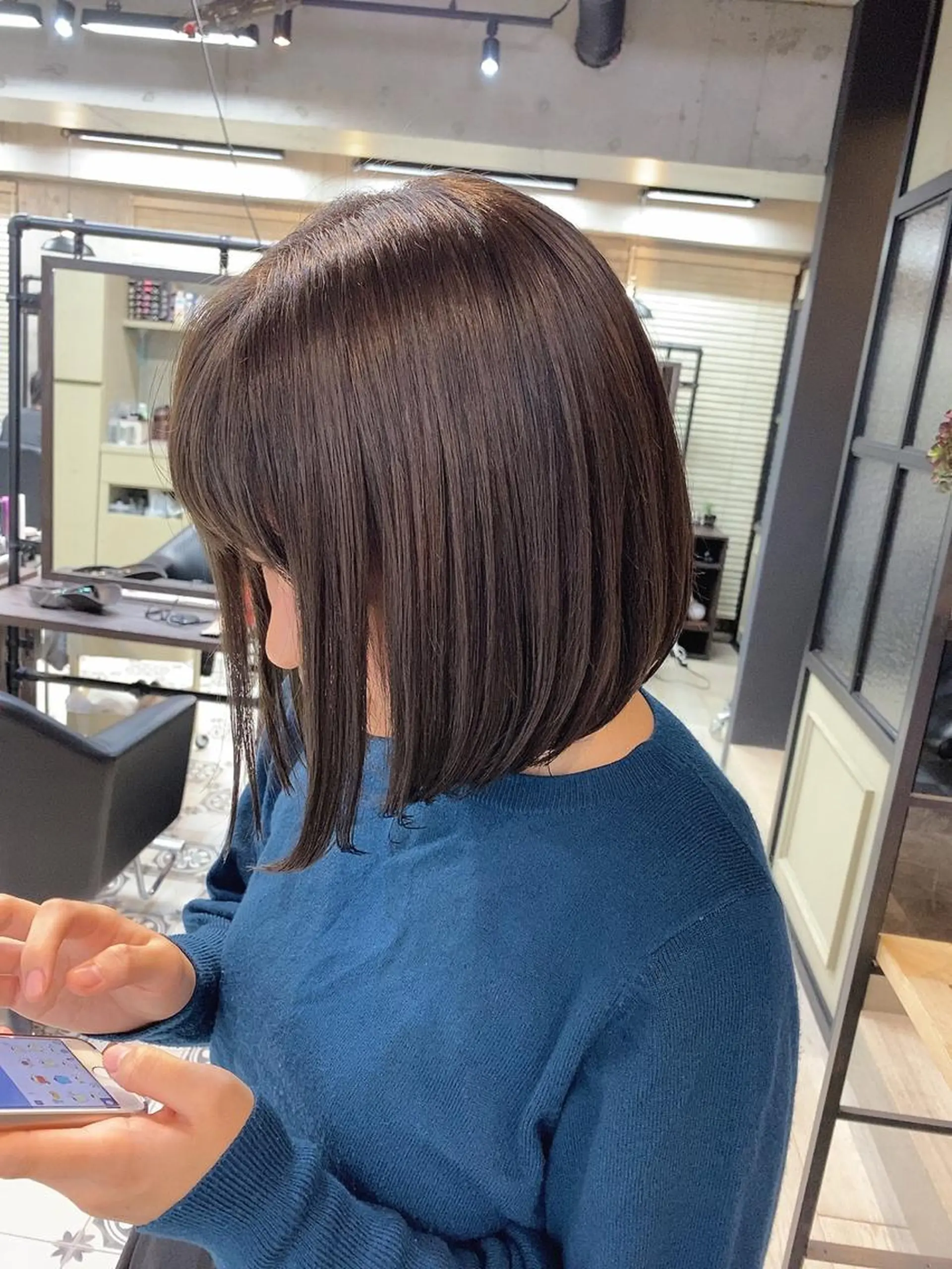 ショート カラー ボブ 外ハネヘア 韓国ヘア☁️ mitsukiのヘアスタイル